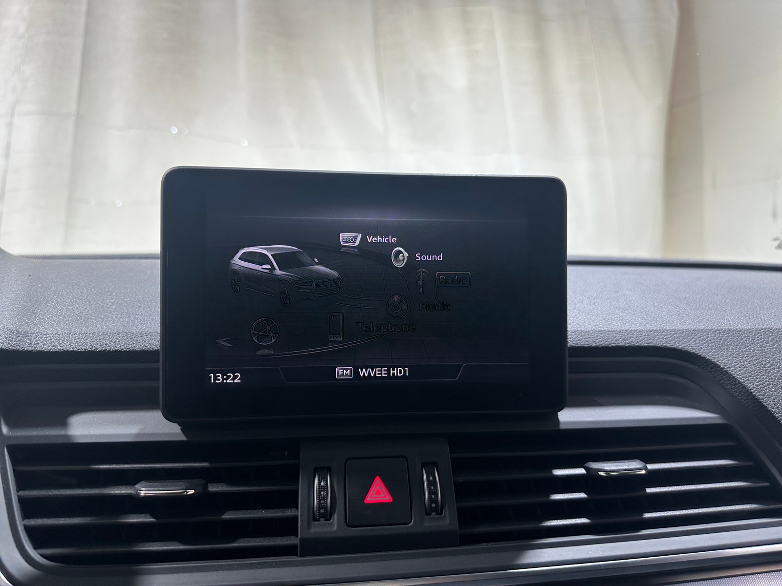 Thumbnail: 2020 Audi Q5 - 3