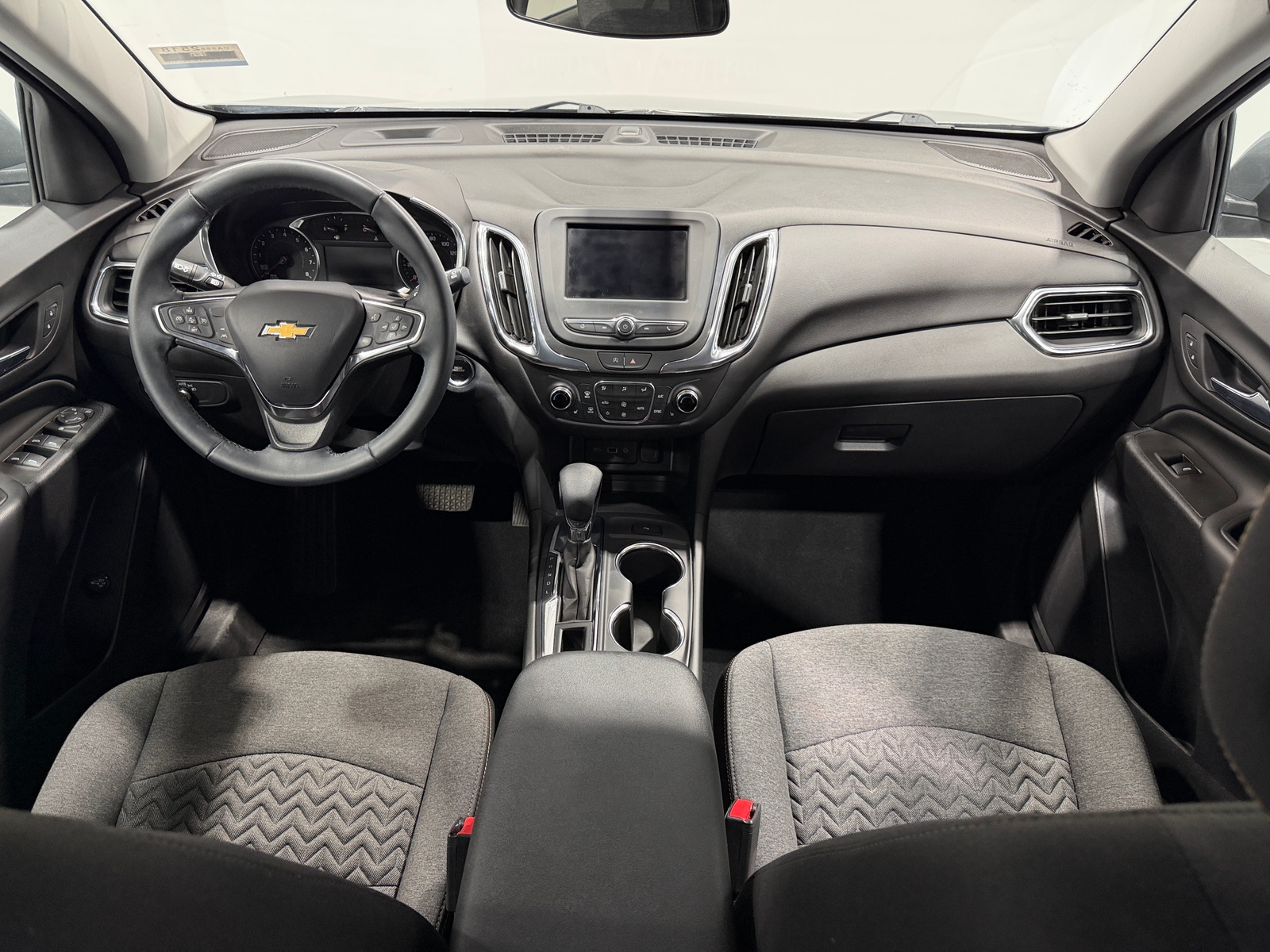 Thumbnail: 2023 Chevrolet Equinox - 3