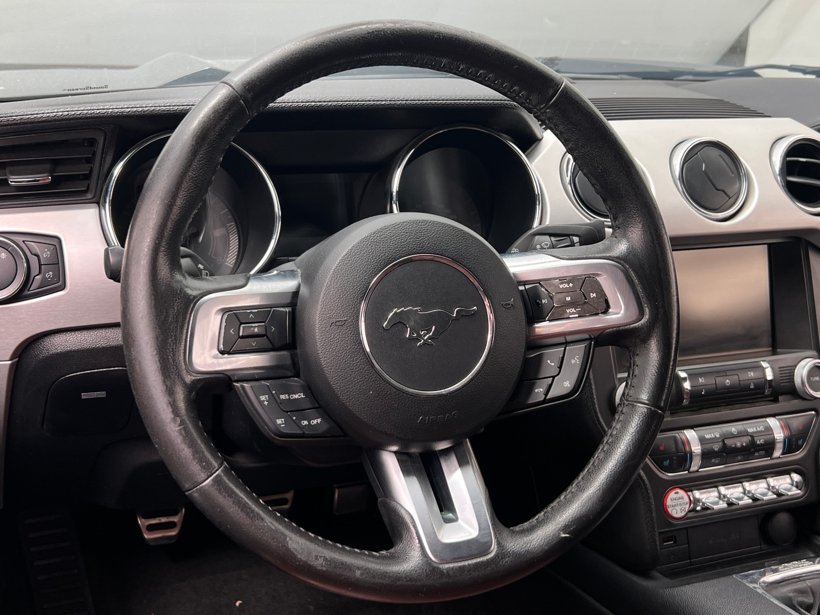 Thumbnail: 2015 Ford Mustang - 4