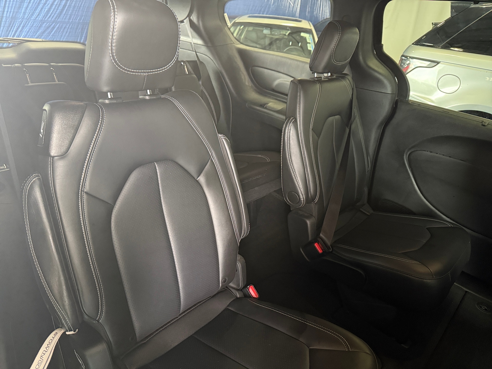Thumbnail: 2026 Chrysler Pacifica - 5