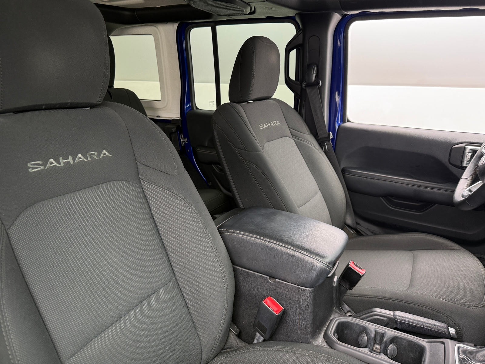 Thumbnail: 2019 Jeep Wrangler - 2