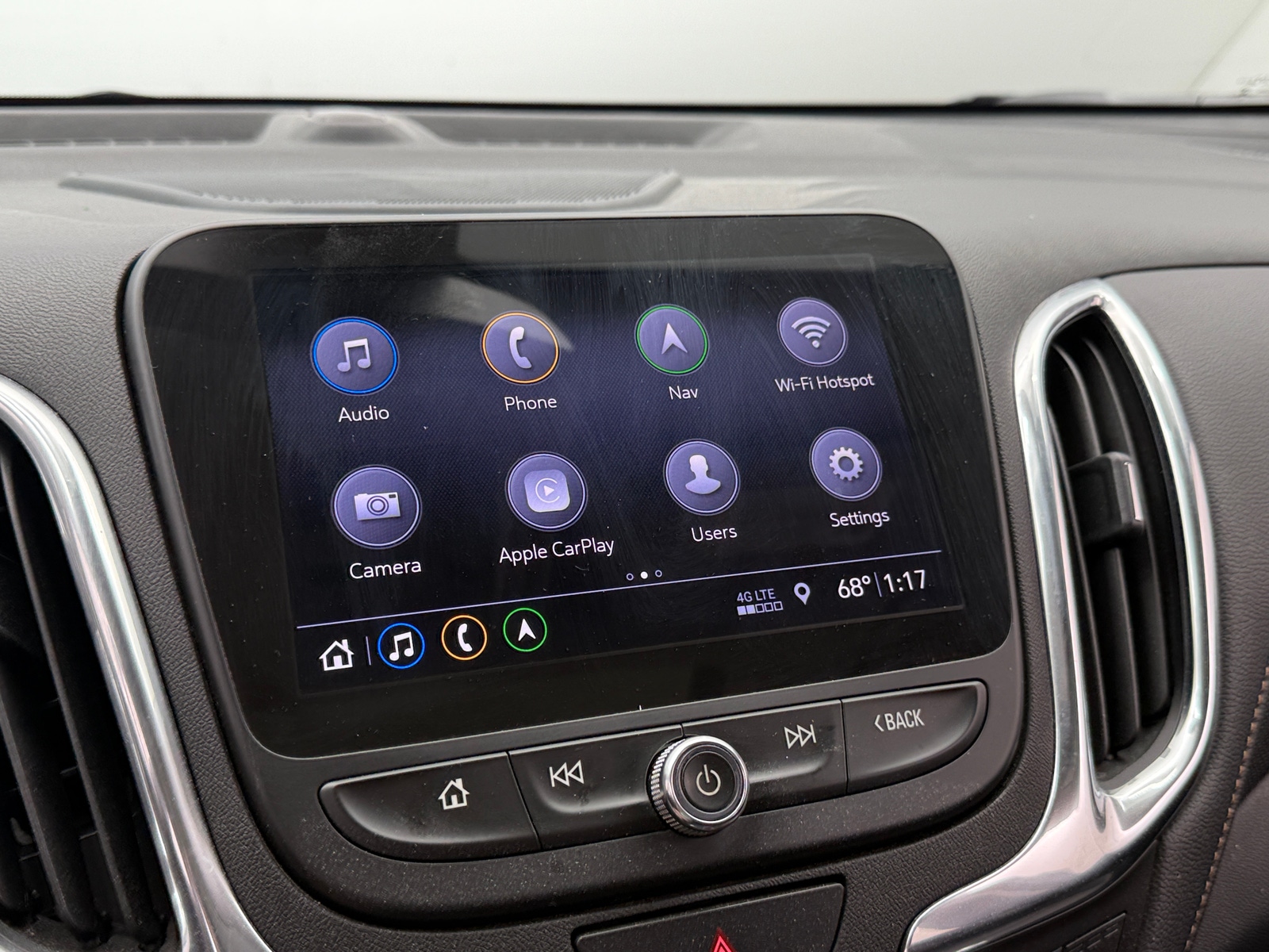 Thumbnail: 2020 Chevrolet Equinox - 3