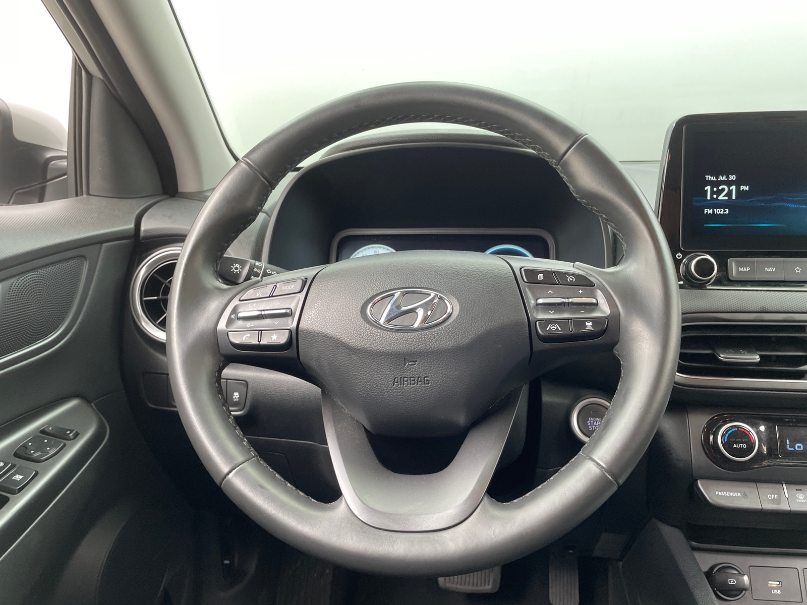 Thumbnail: 2023 Hyundai Kona - 4