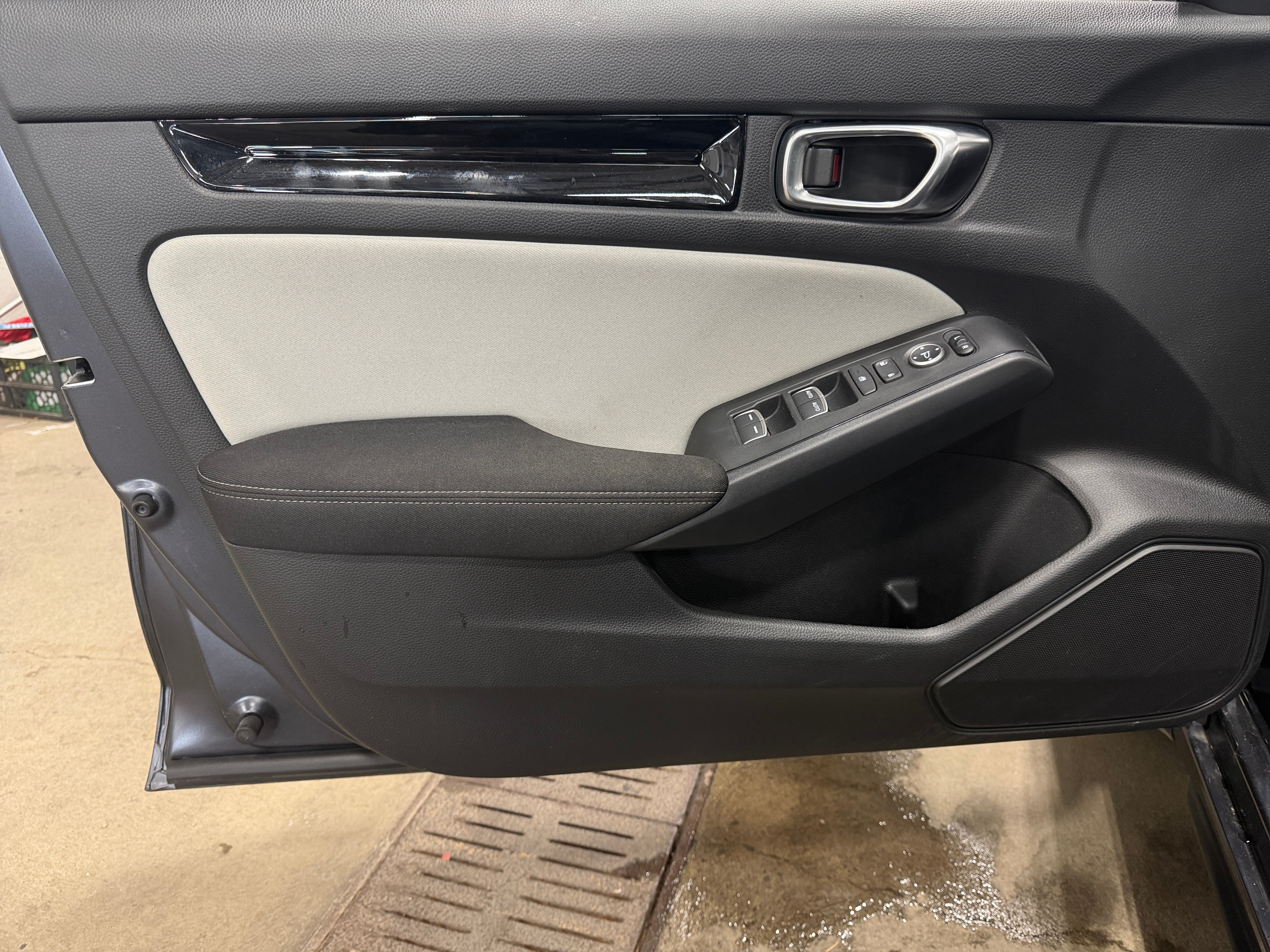 2025 Honda Civic Hatchback Hybrid