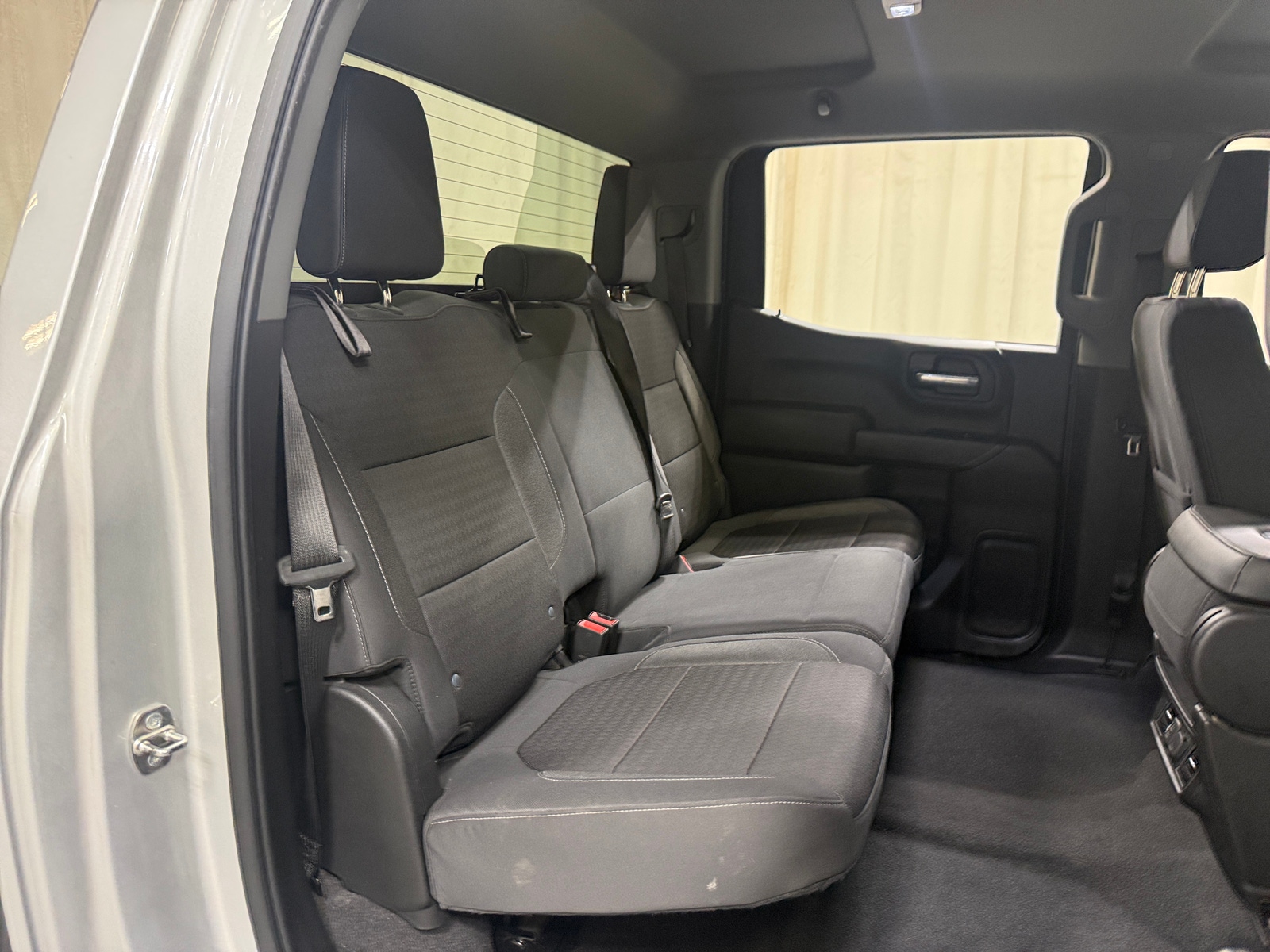Thumbnail: 2020 Chevrolet Silverado 1500 - 6