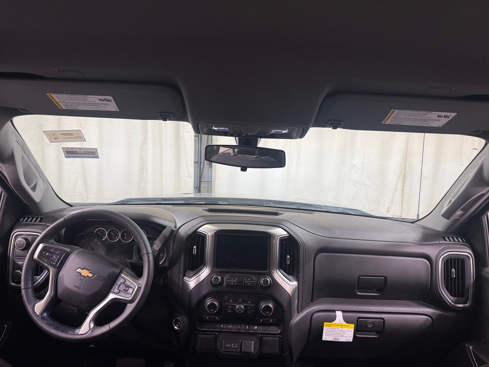 Thumbnail: 2020 Chevrolet Silverado 1500 - 3