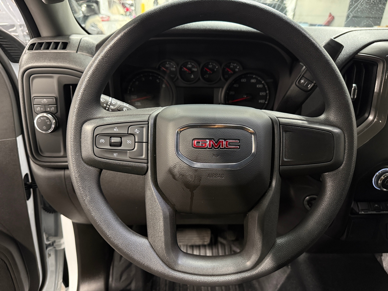 Thumbnail: 2026 GMC Sierra 1500 - 5