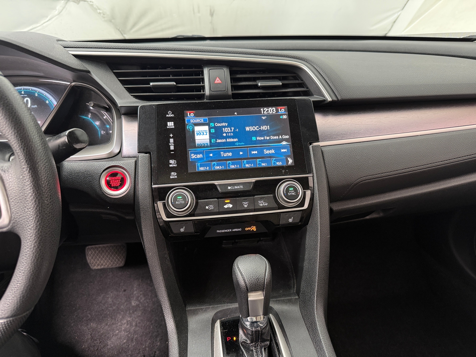 Thumbnail: 2016 Honda Civic - 4