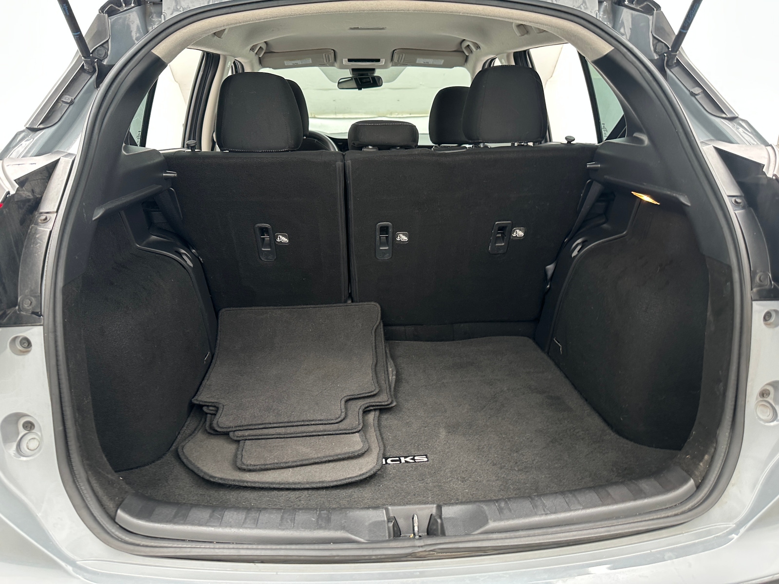 Thumbnail: 2021 Nissan Kicks - 7
