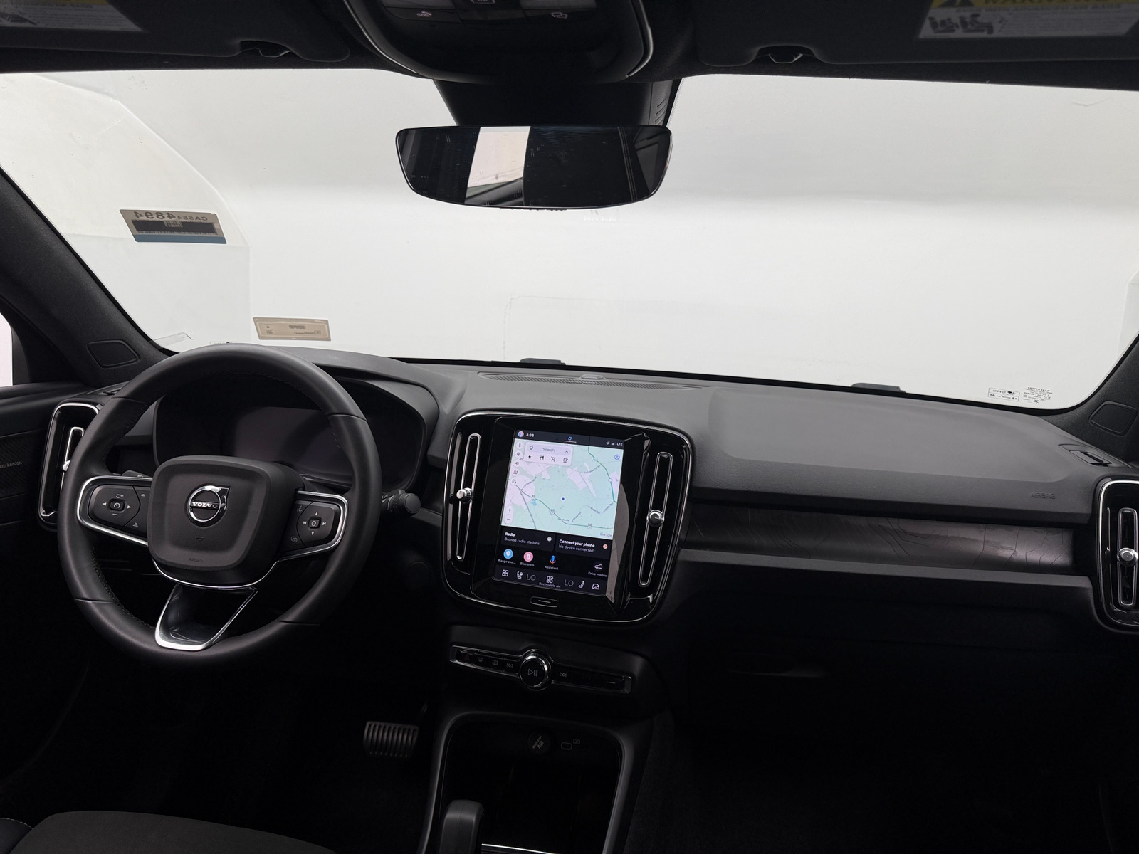Thumbnail: 2023 Volvo C40 - 2