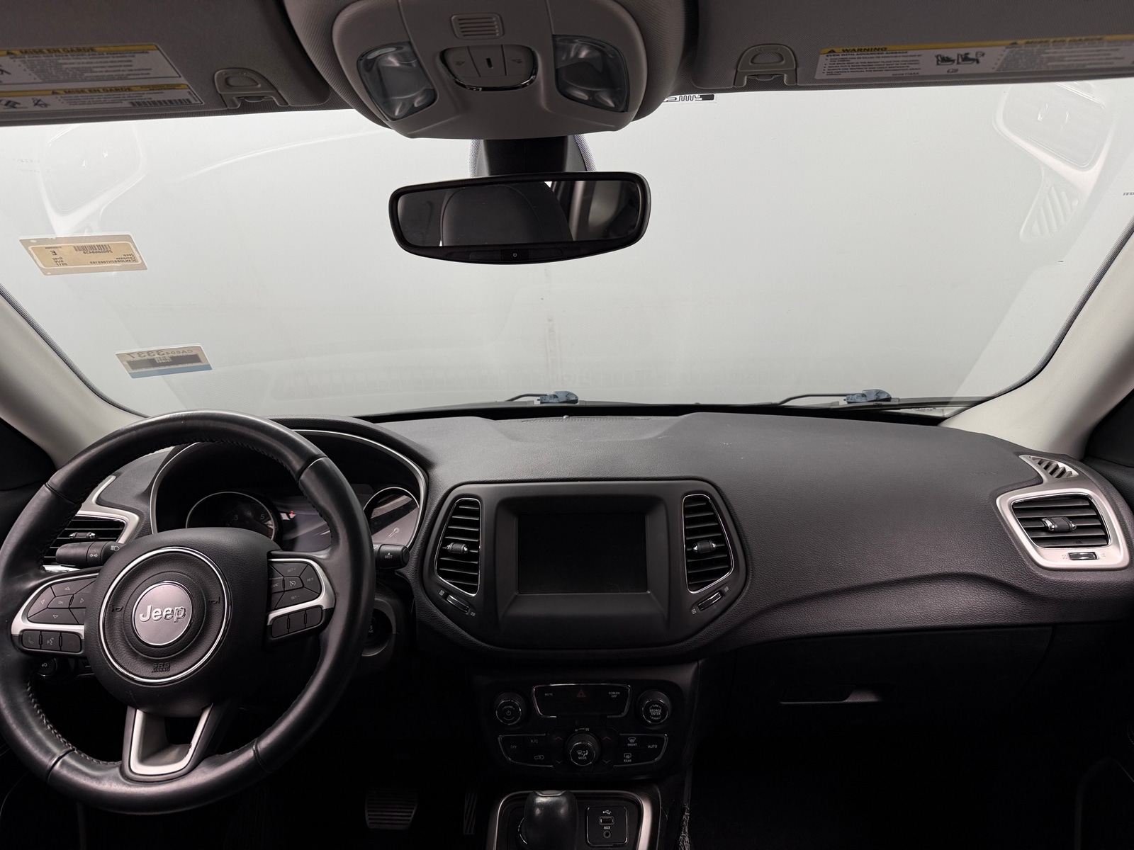 Thumbnail: 2017 Jeep Compass - 3