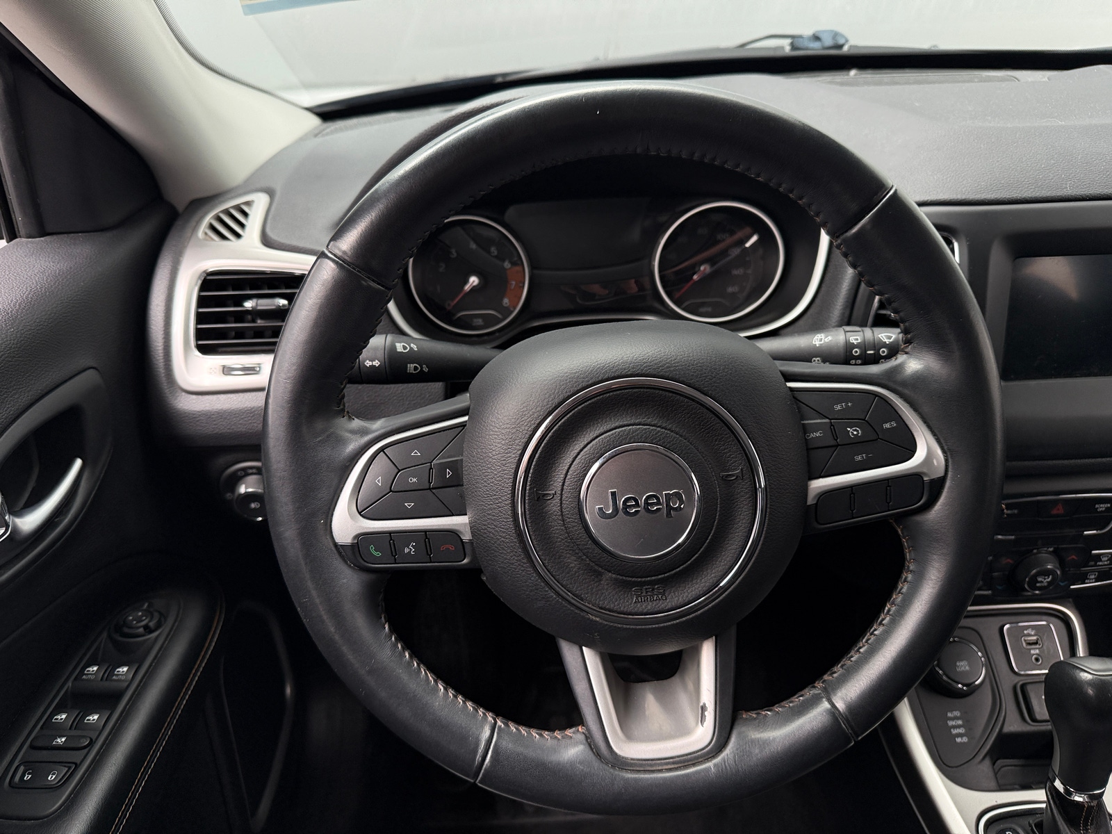 Thumbnail: 2017 Jeep Compass - 5