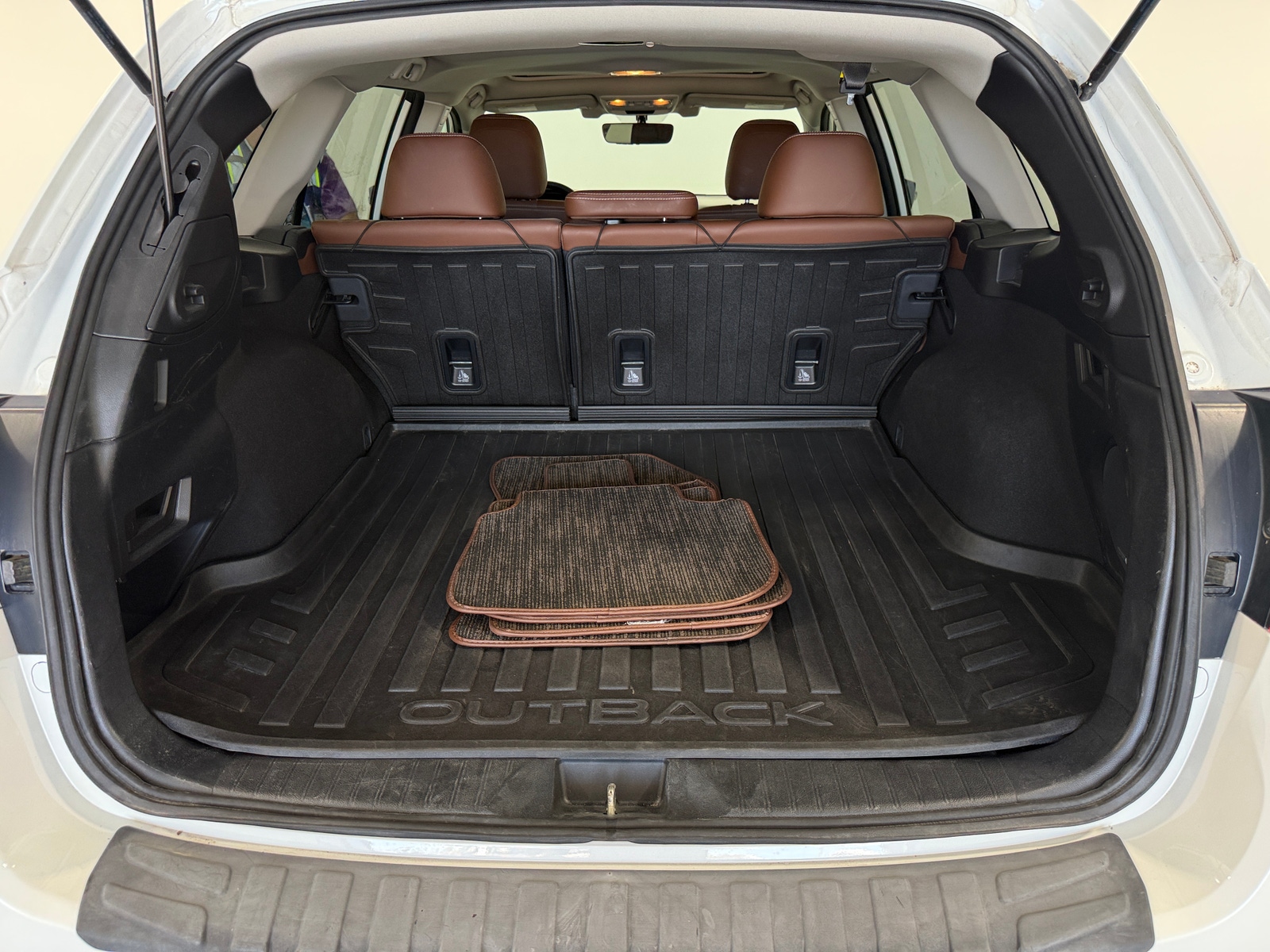 Thumbnail: 2017 Subaru Outback - 6