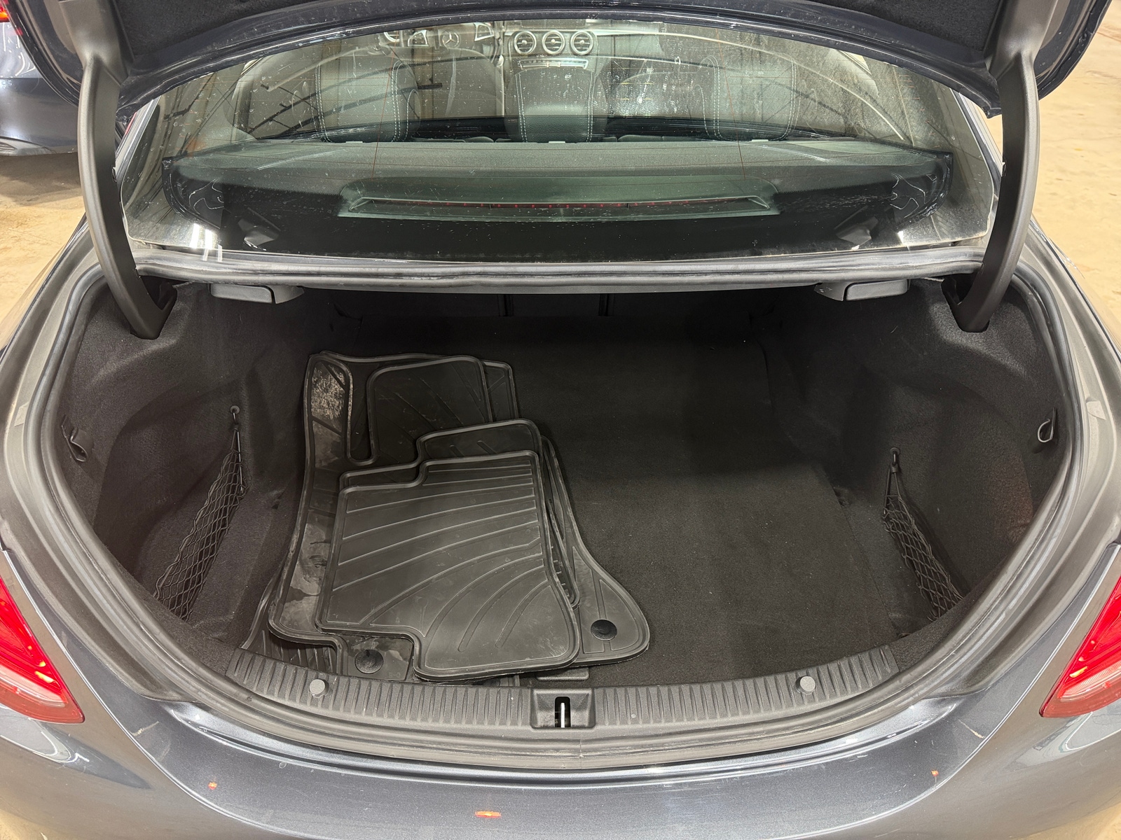 Thumbnail: 2015 Mercedes-Benz C-Class - 6