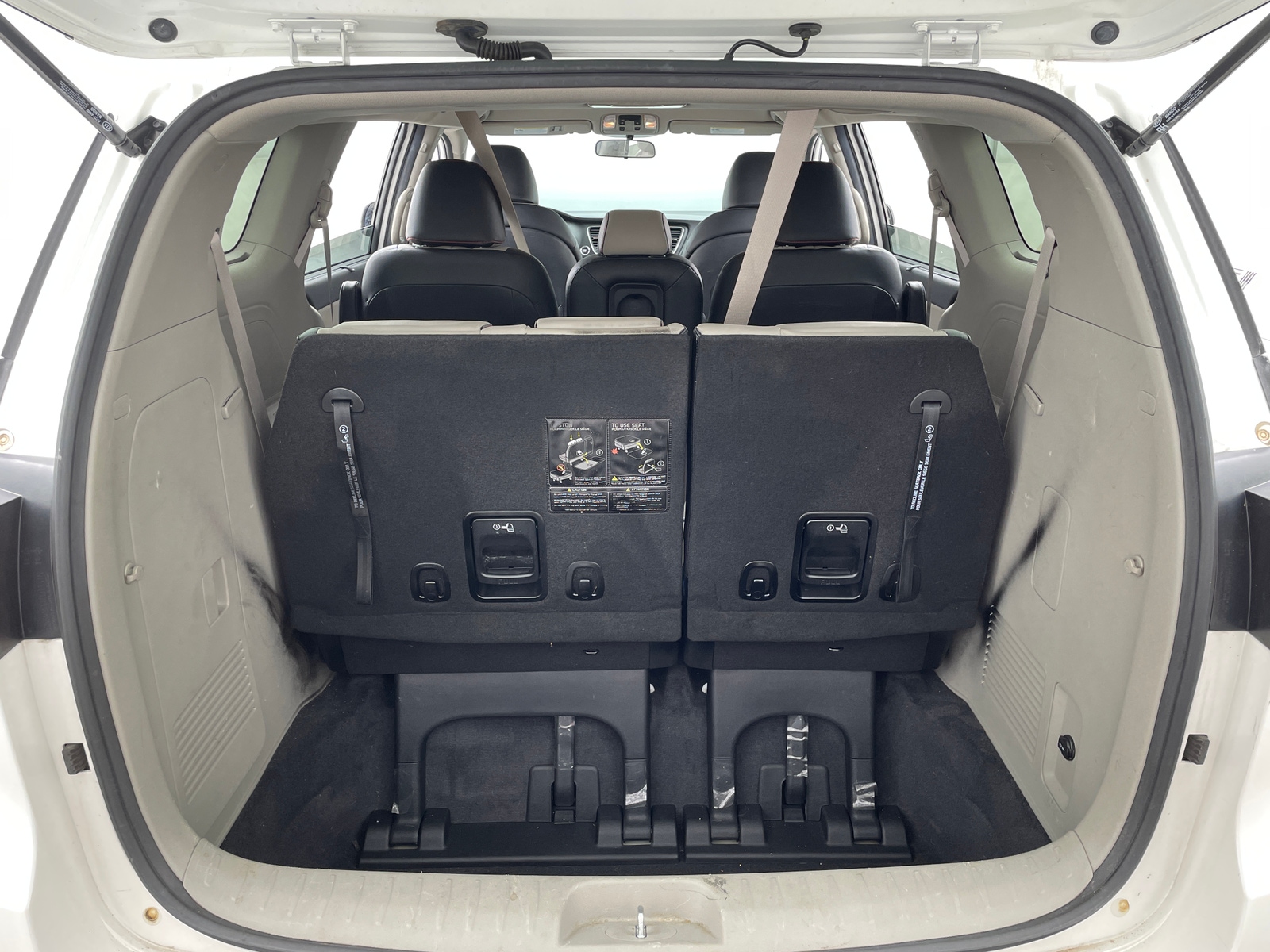 Thumbnail: 2019 Kia Sedona - 6