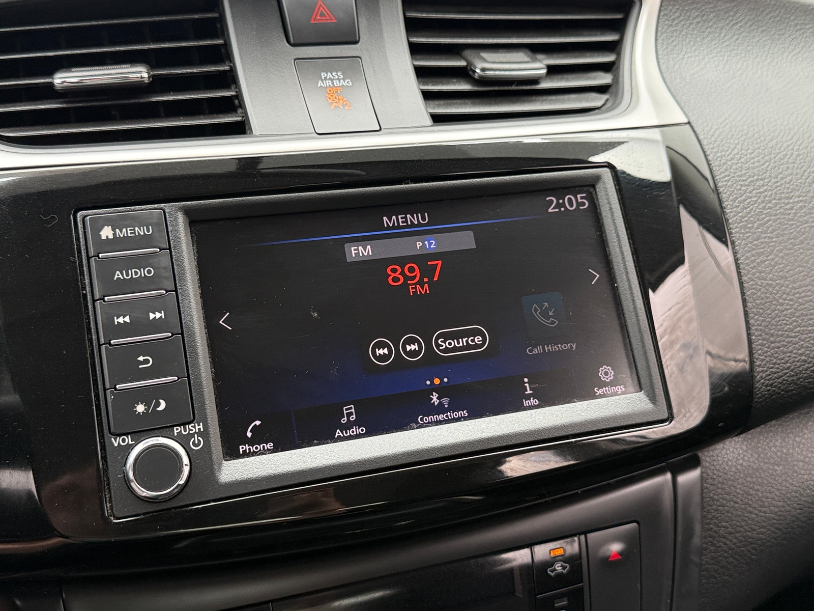 Thumbnail: 2019 Nissan Sentra - 4