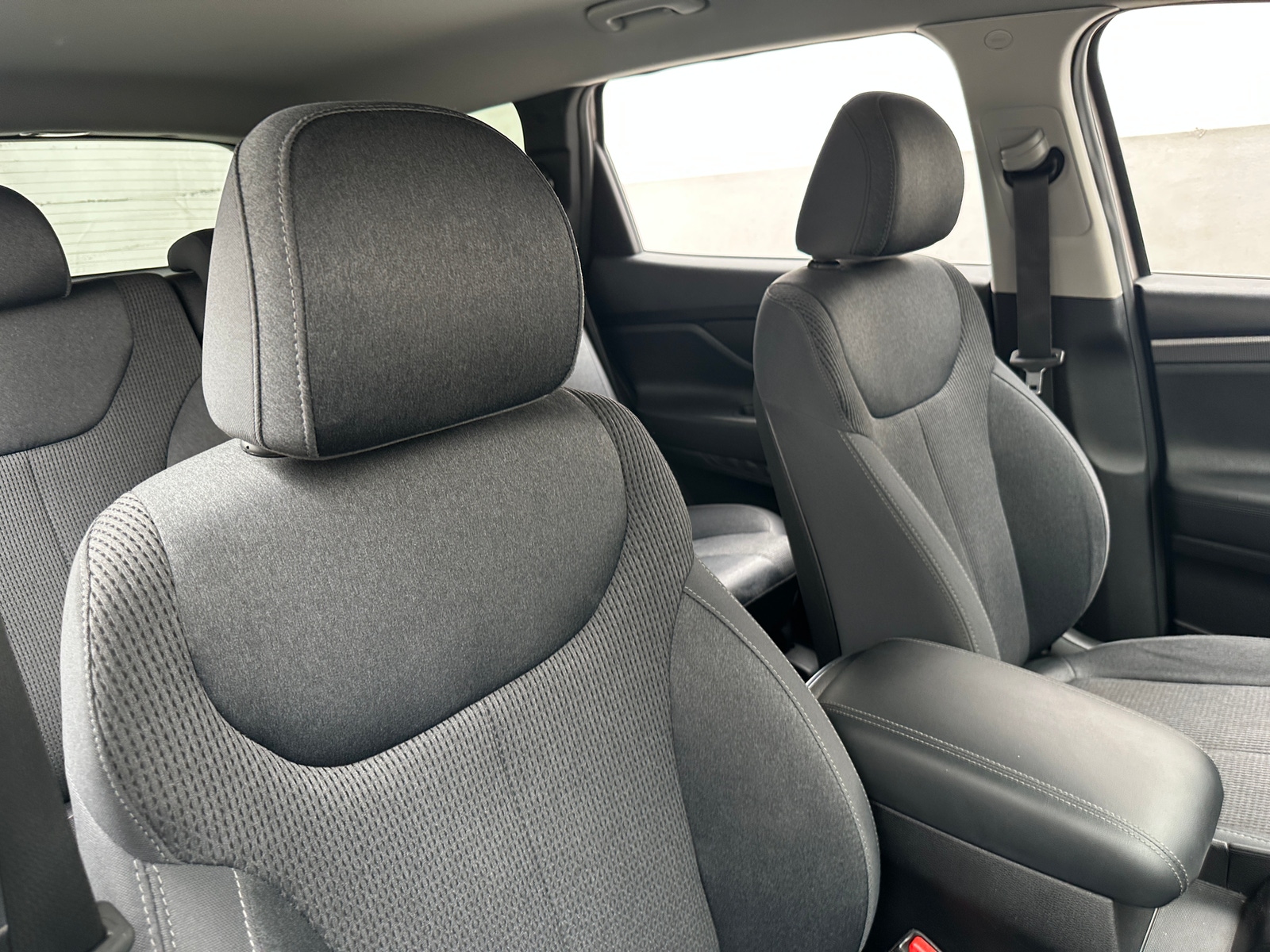 Thumbnail: 2019 Hyundai Santa Fe - 2