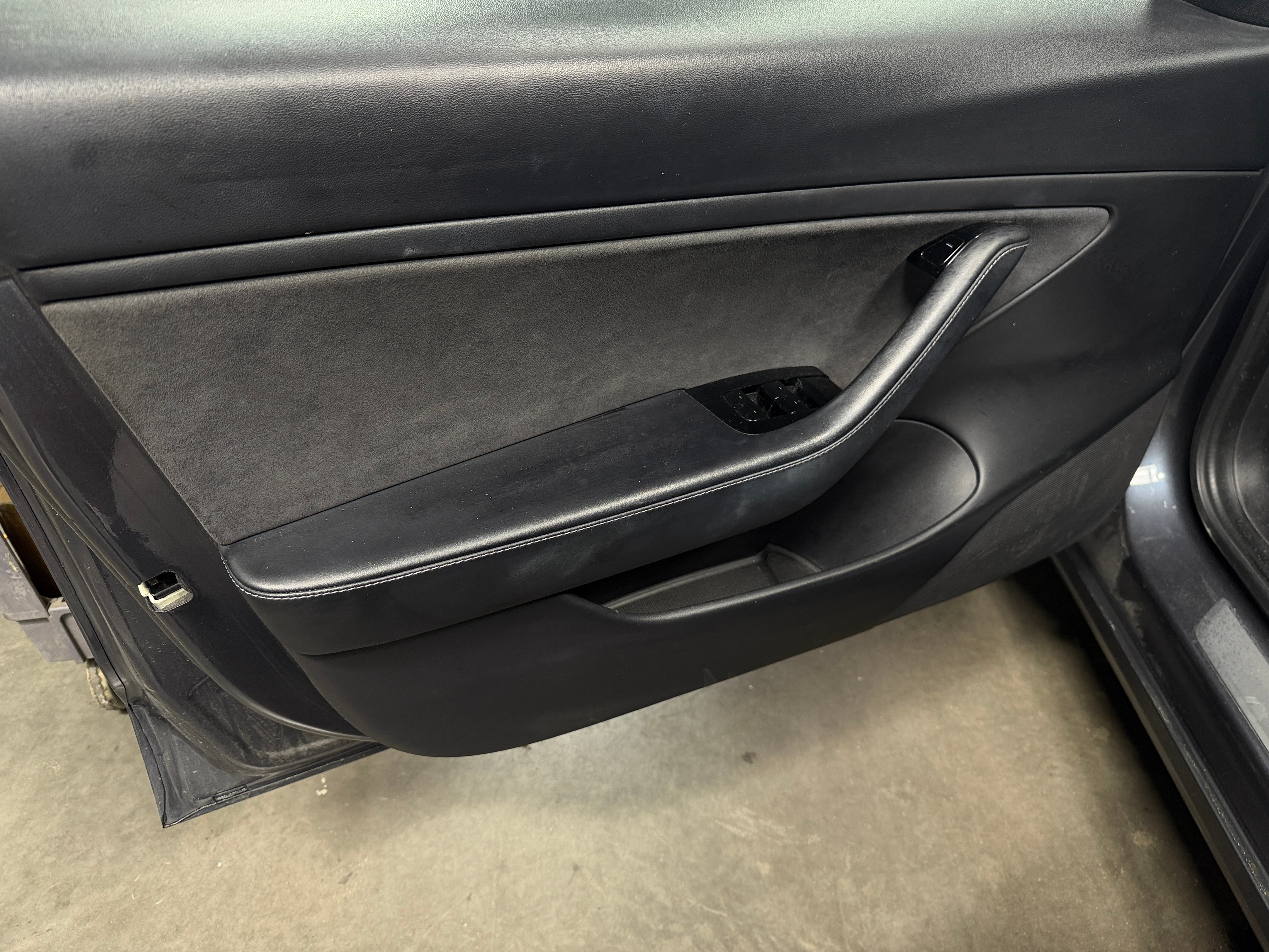 Used 2020 Tesla Model 3 Base with VIN 5YJ3E1EB5LF663813 for sale in Auburn, WA