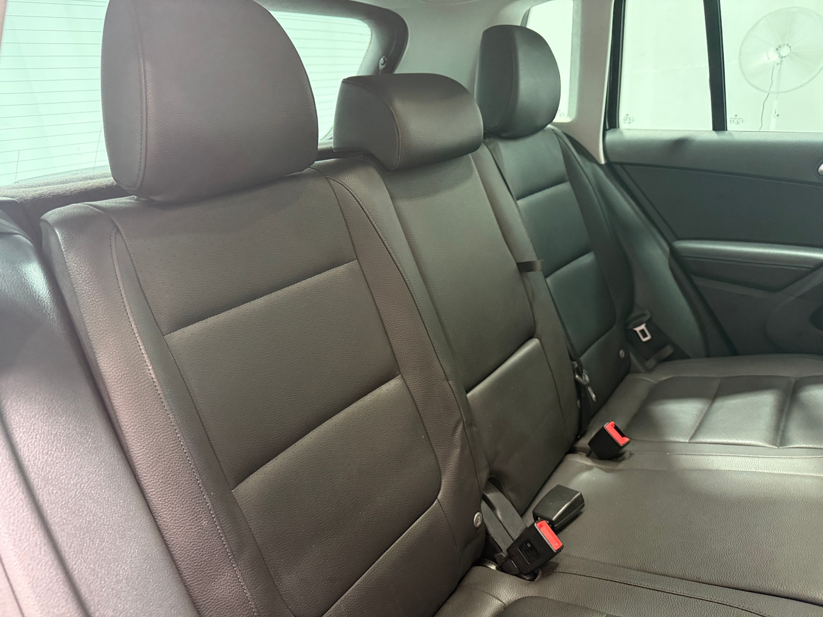 Thumbnail: 2015 Volkswagen Tiguan - 6
