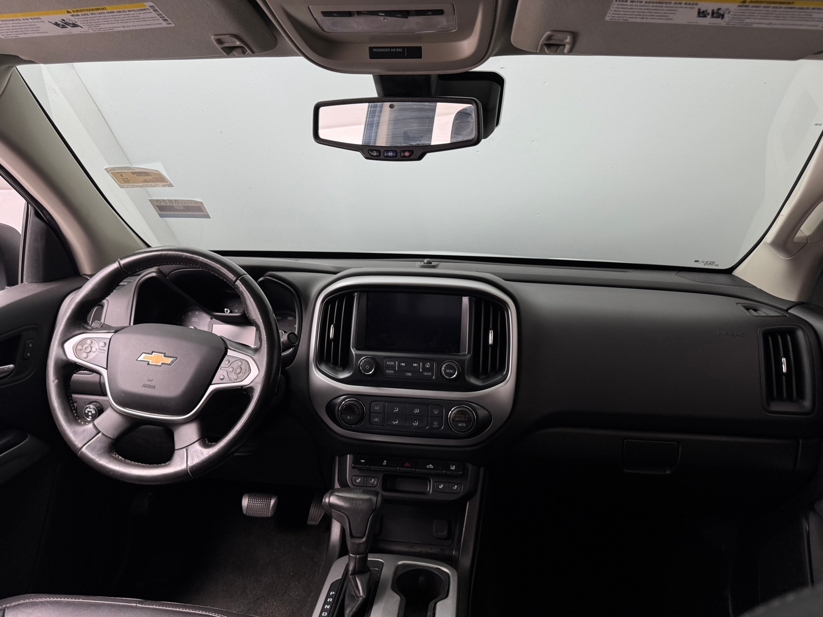 Thumbnail: 2018 Chevrolet Colorado - 3
