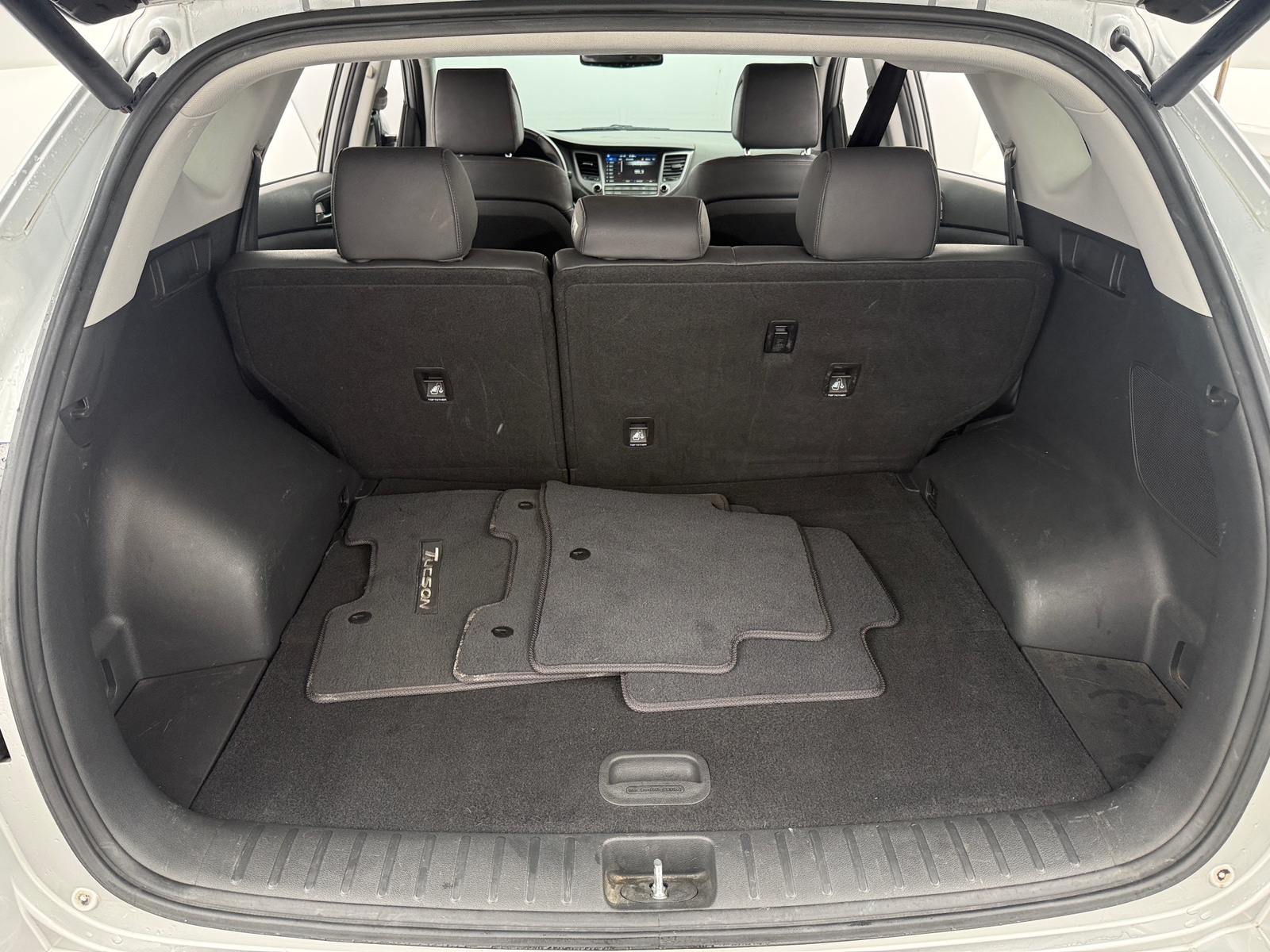 Thumbnail: 2016 Hyundai Tucson - 7