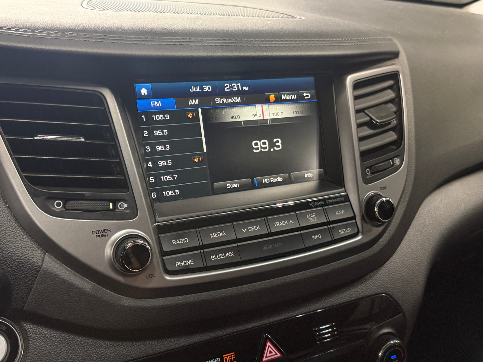 Thumbnail: 2016 Hyundai Tucson - 4