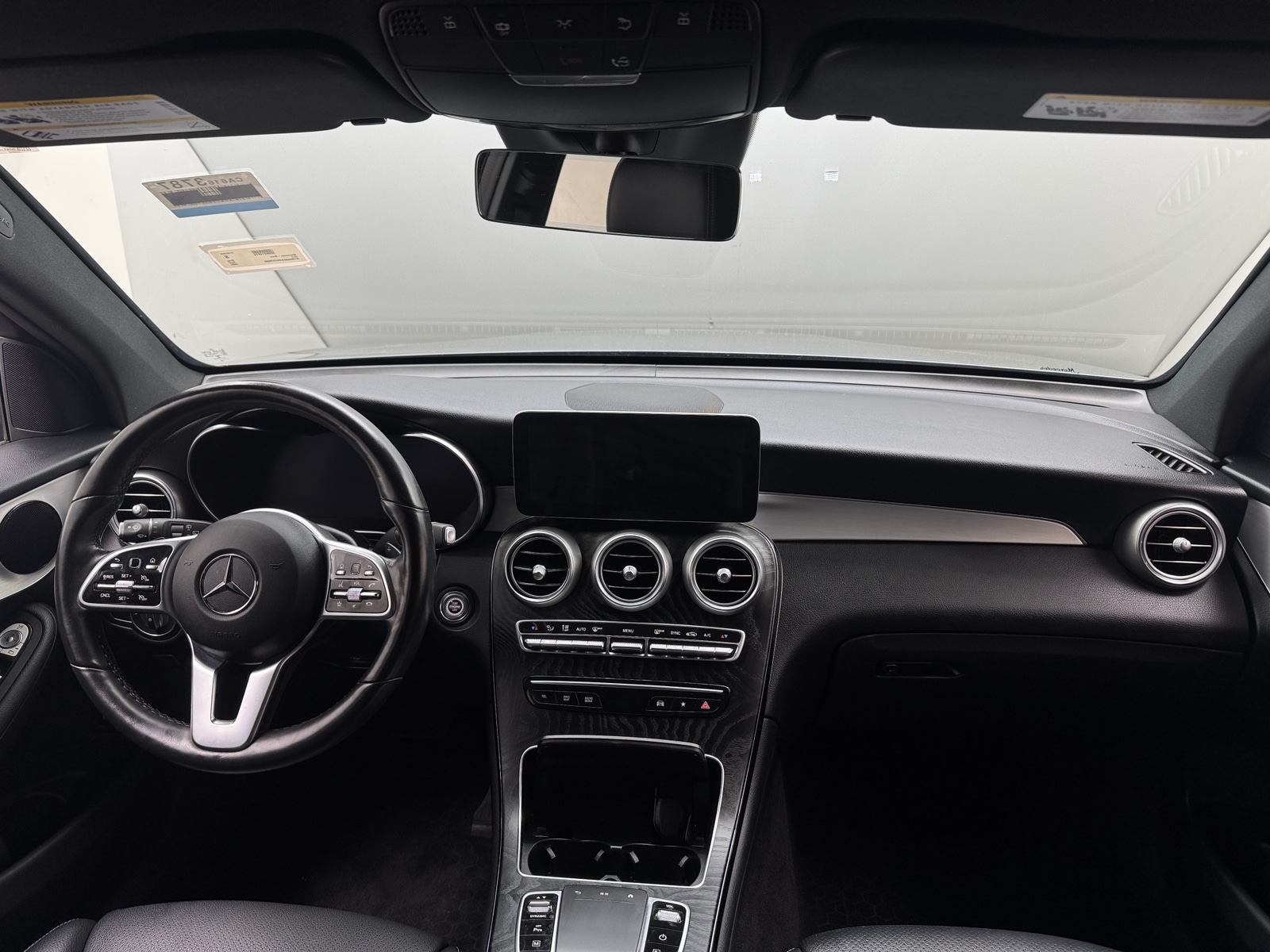 Thumbnail: 2022 Mercedes-Benz GLC - 2