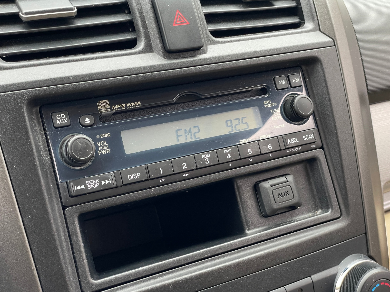 Thumbnail: 2011 Honda CR-V - 4