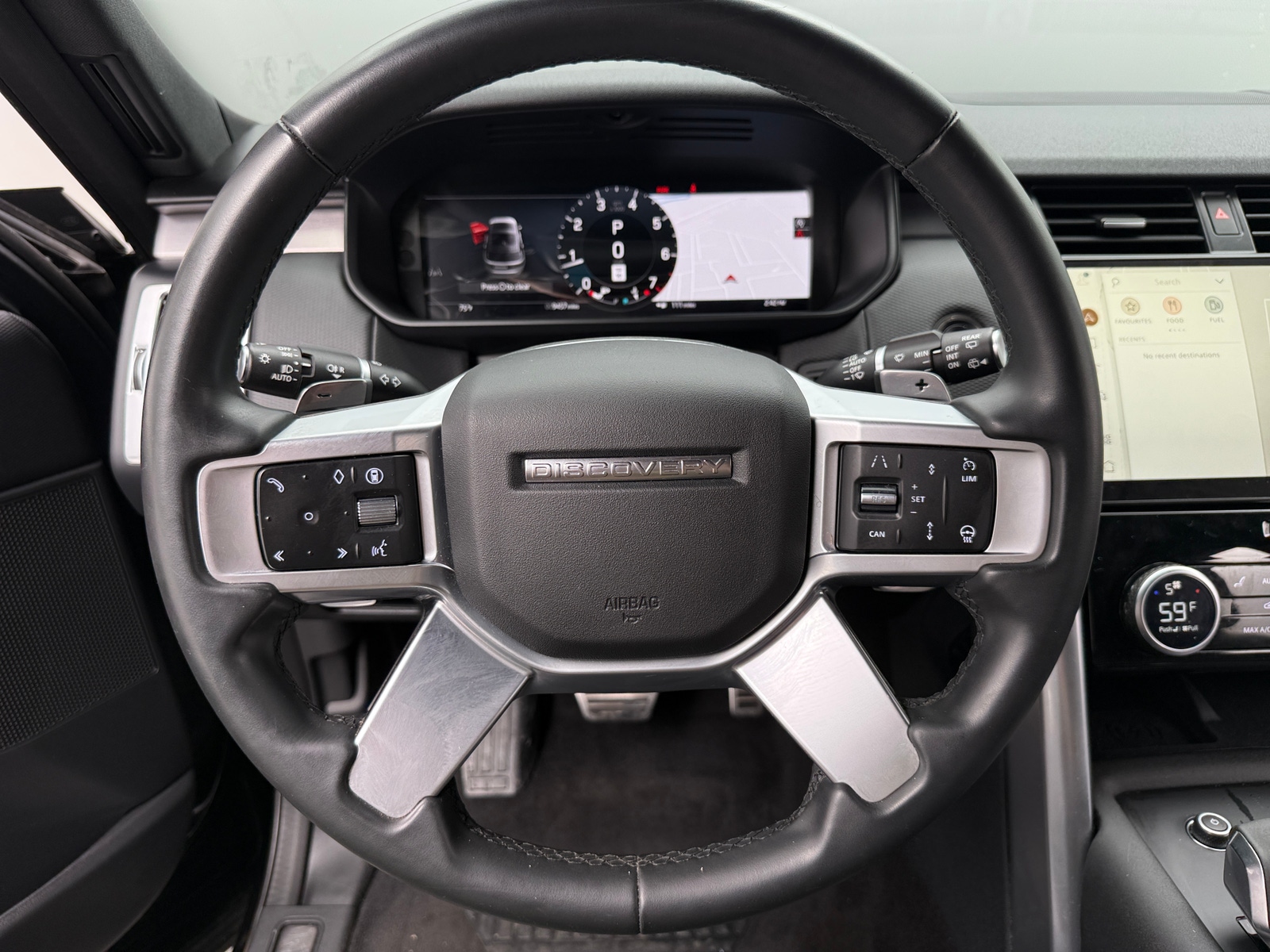 Thumbnail: 2024 Land Rover Discovery - 4