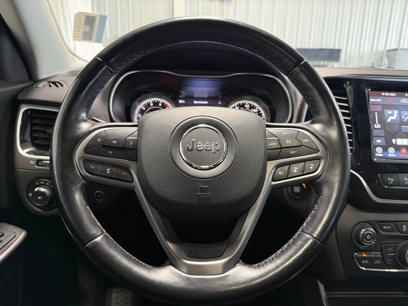 Thumbnail: 2021 Jeep Cherokee - 4