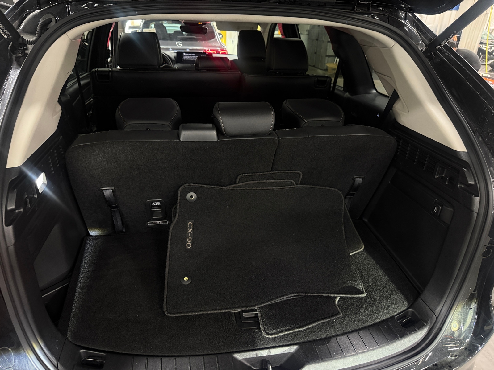 Thumbnail: 2026 Mazda CX-90 - 6