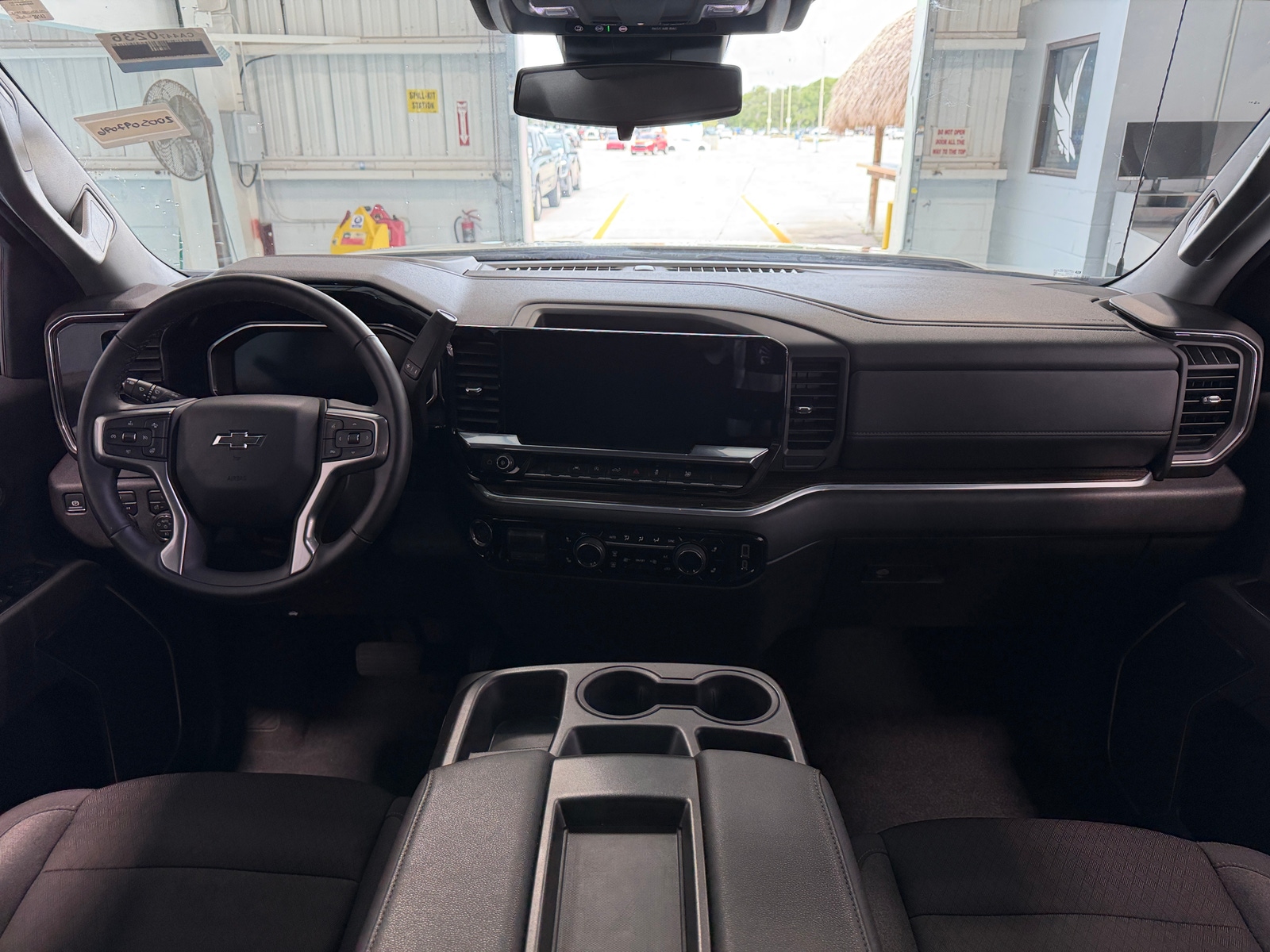 Thumbnail: 2026 Chevrolet Silverado 1500 - 3