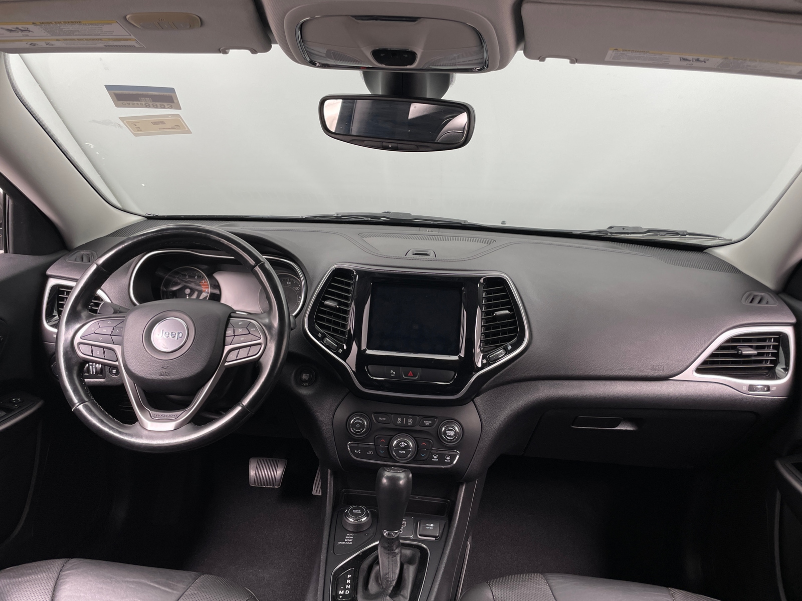 Thumbnail: 2019 Jeep Cherokee - 2