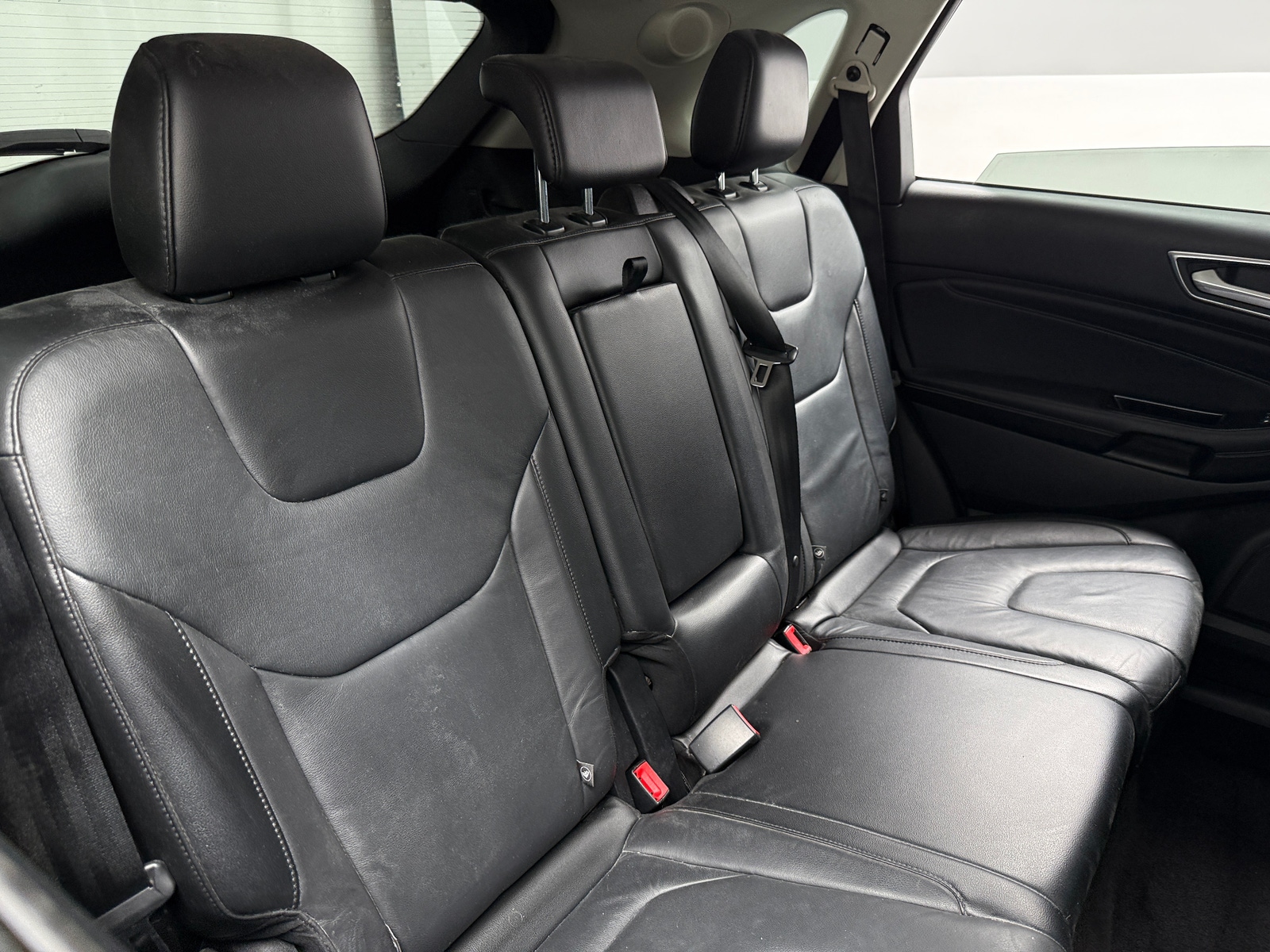 Thumbnail: 2016 Ford Edge - 5