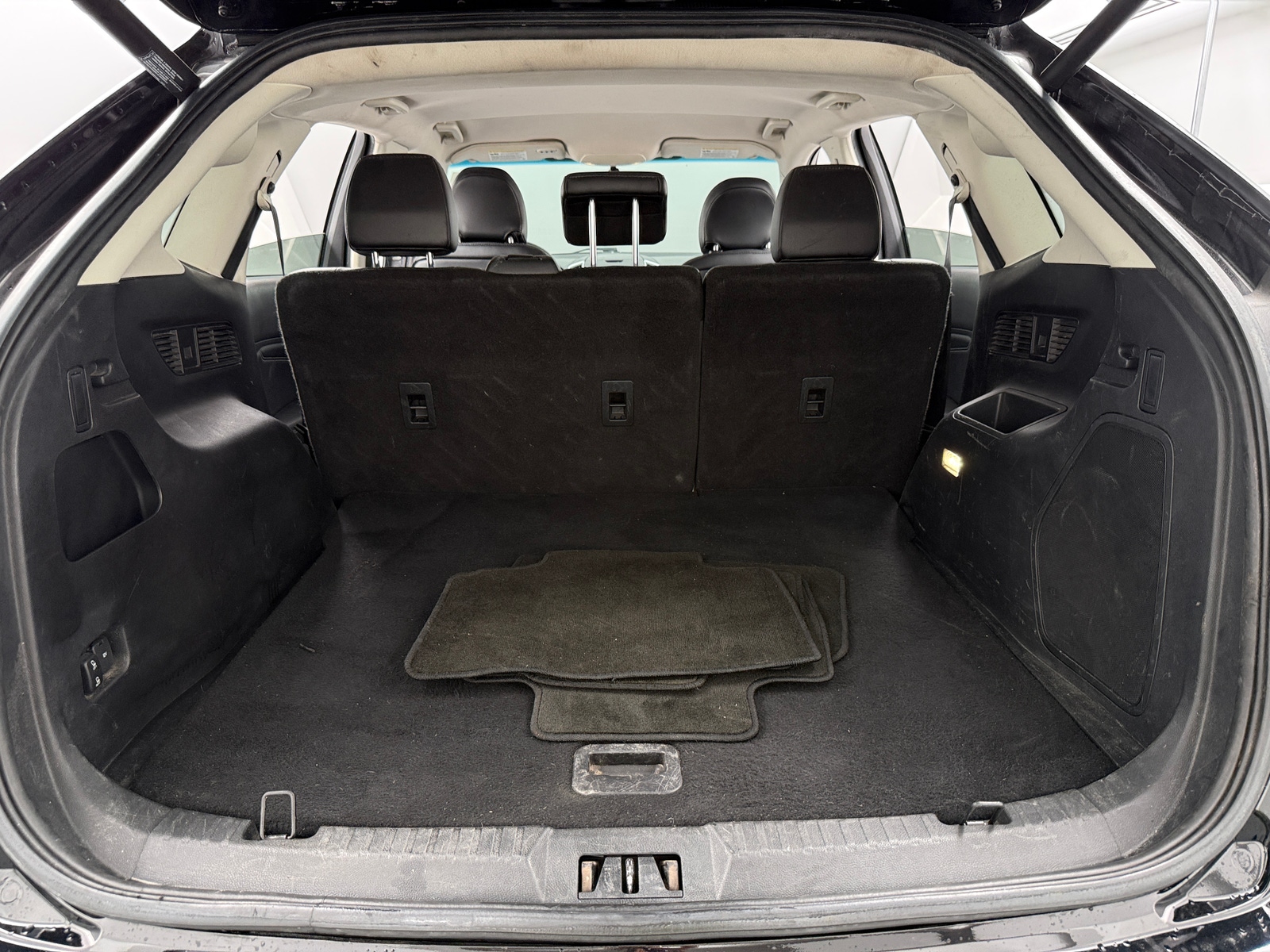 Thumbnail: 2016 Ford Edge - 6