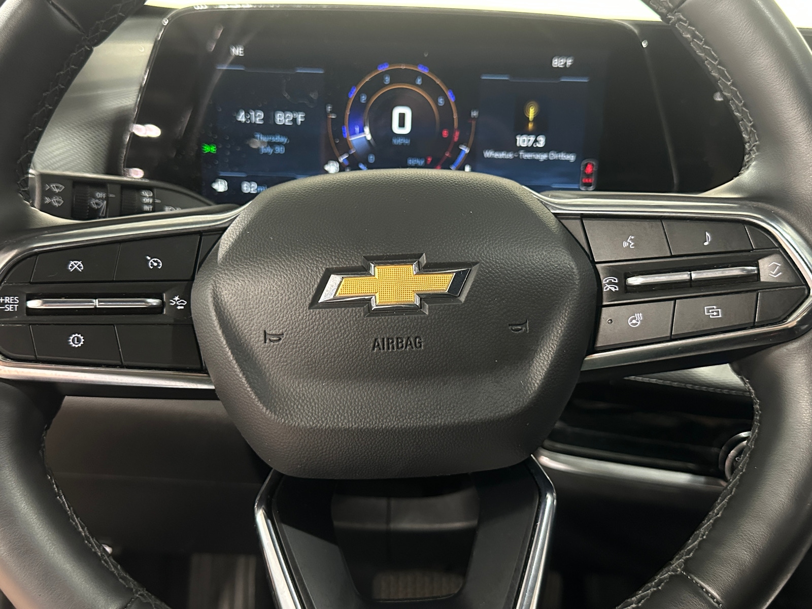 Thumbnail: 2026 Chevrolet Equinox - 4