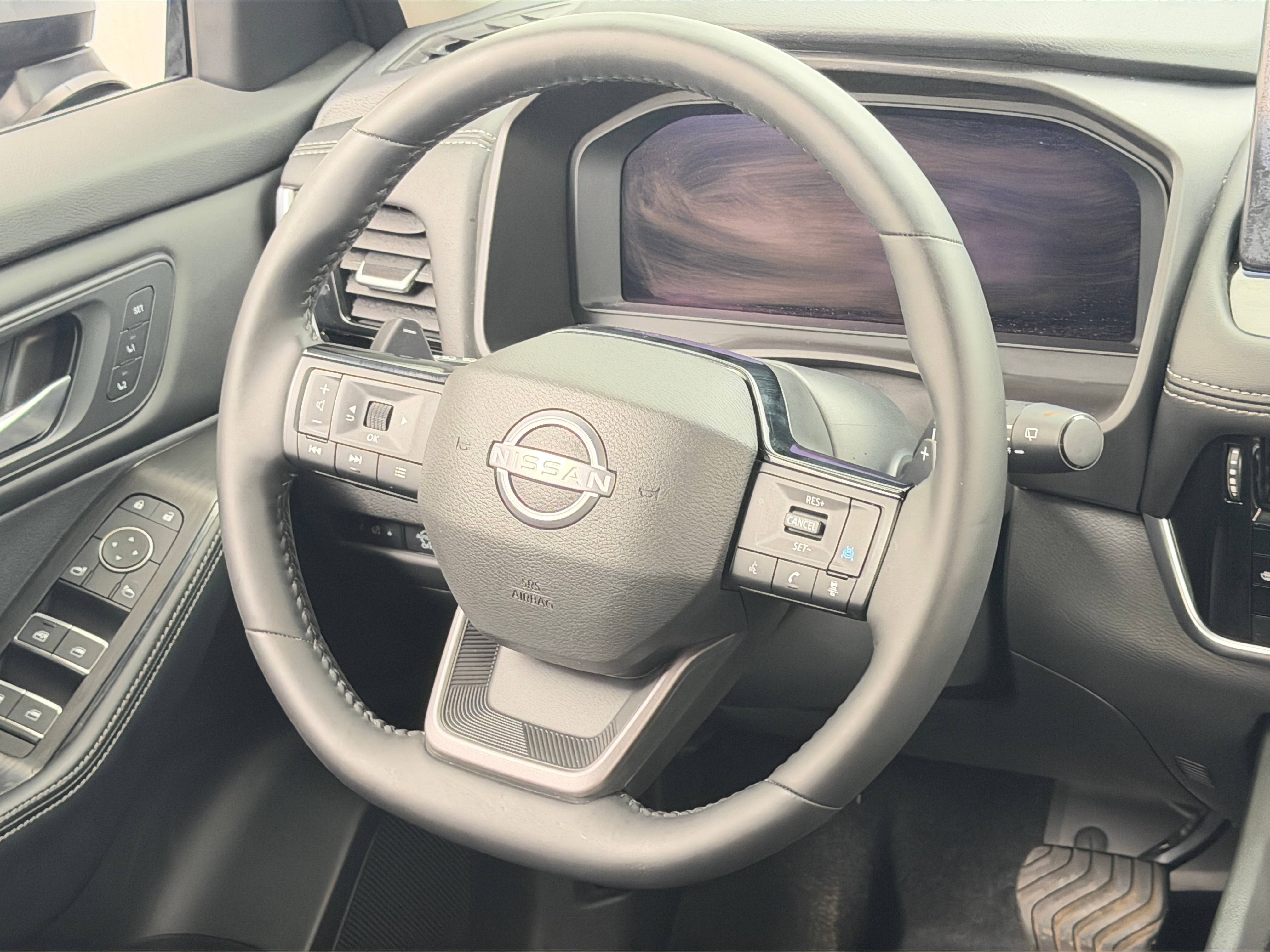 2025 Nissan Rogue SL - Photo 9
