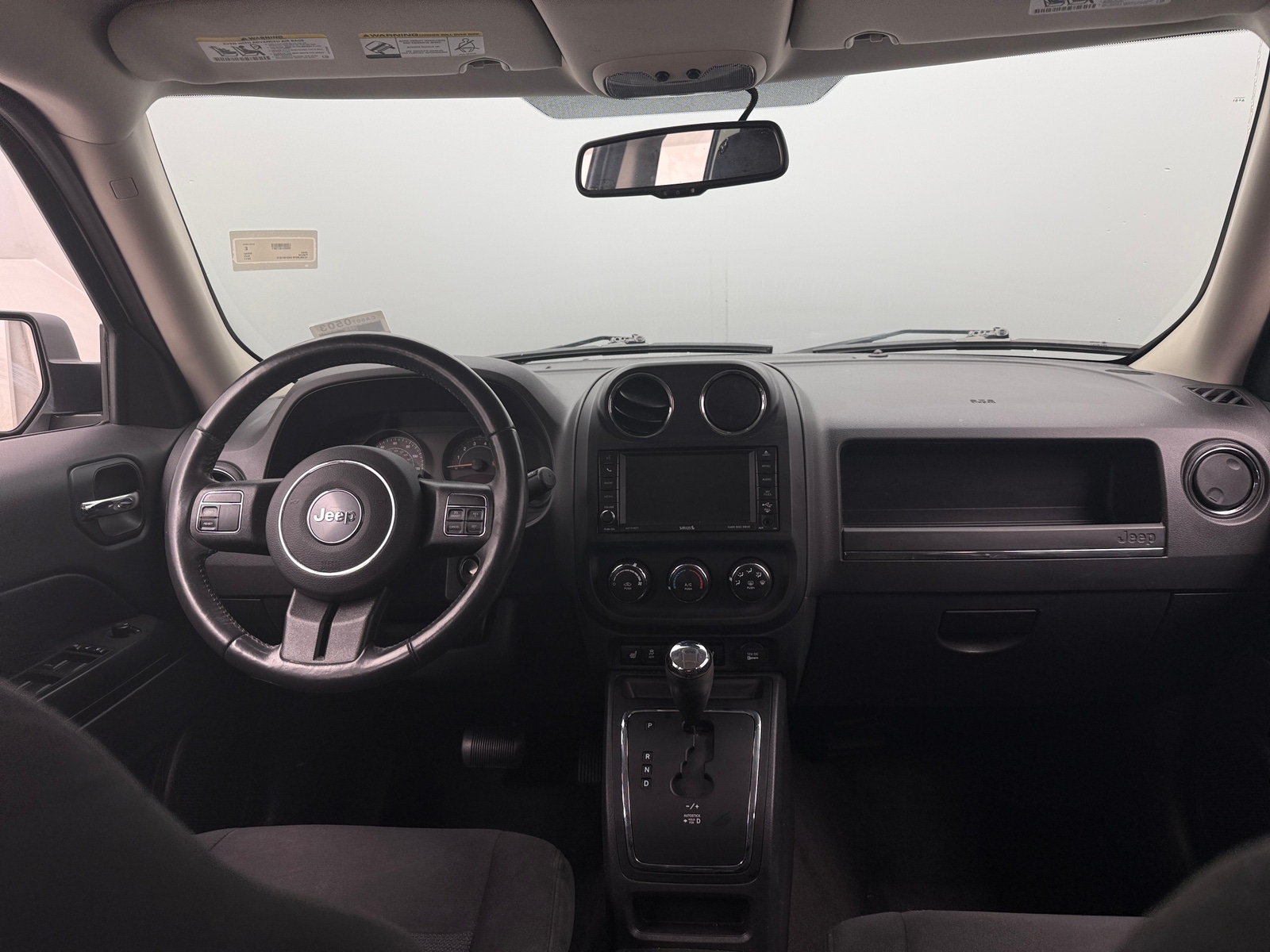 Thumbnail: 2017 Jeep Patriot - 3