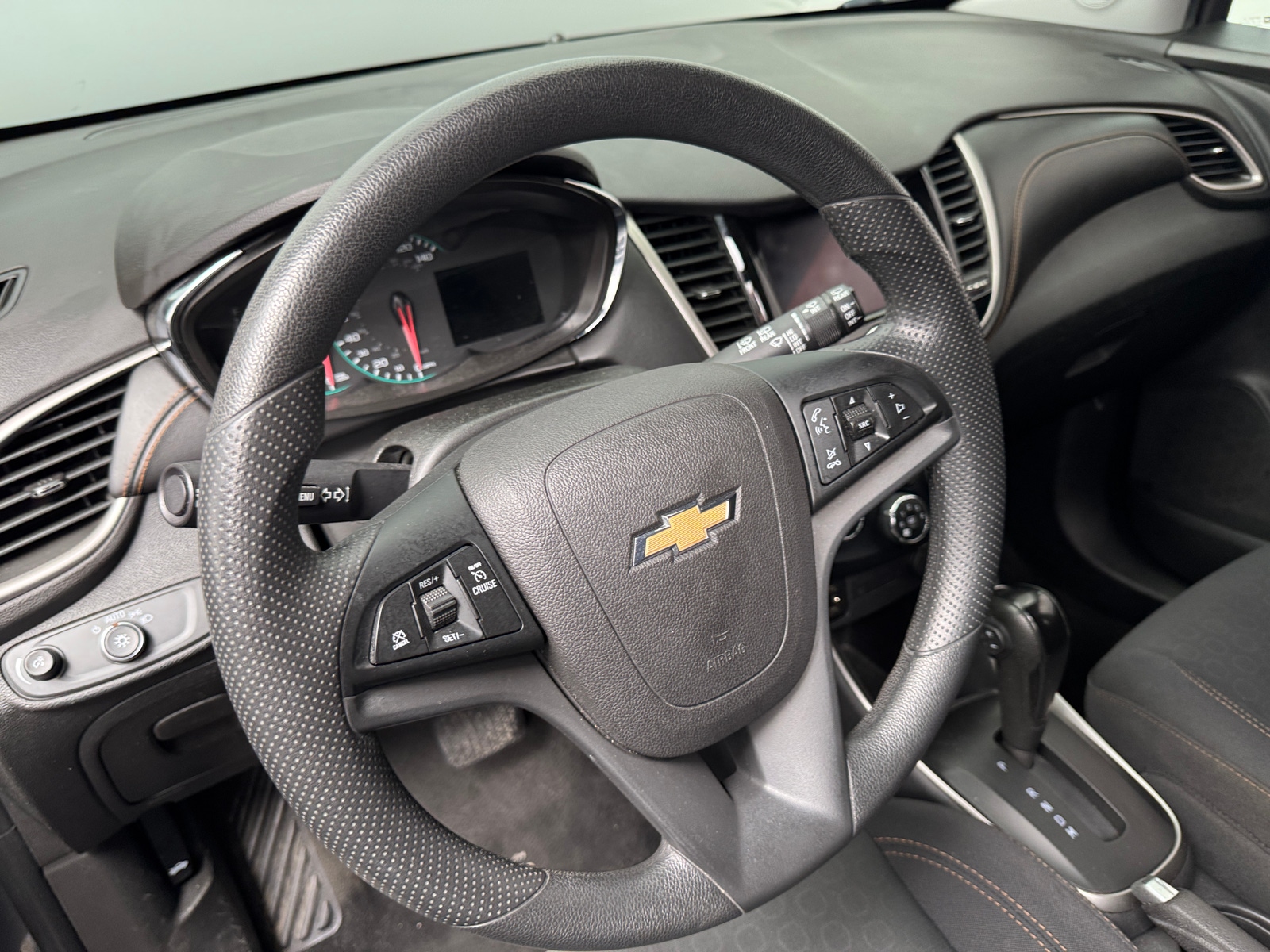 Thumbnail: 2020 Chevrolet Trax - 5