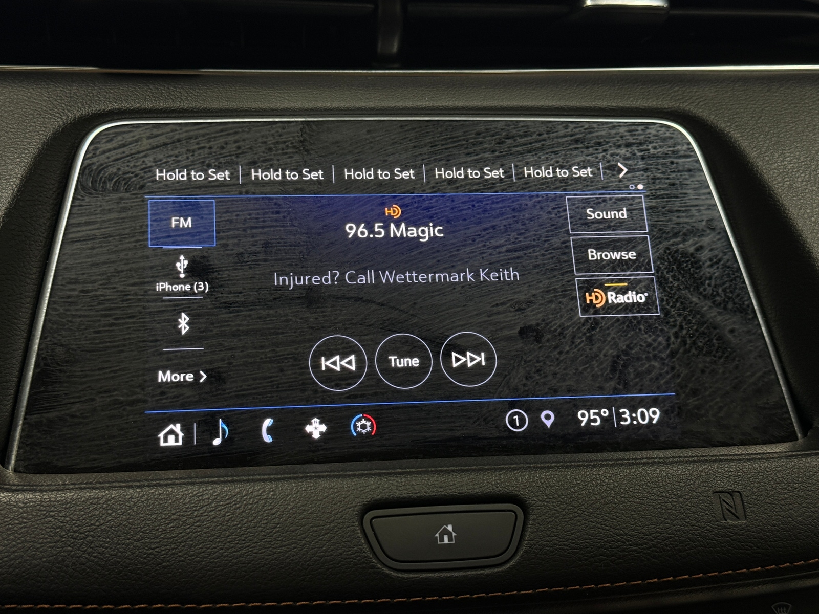 Thumbnail: 2019 Cadillac XT4 - 3