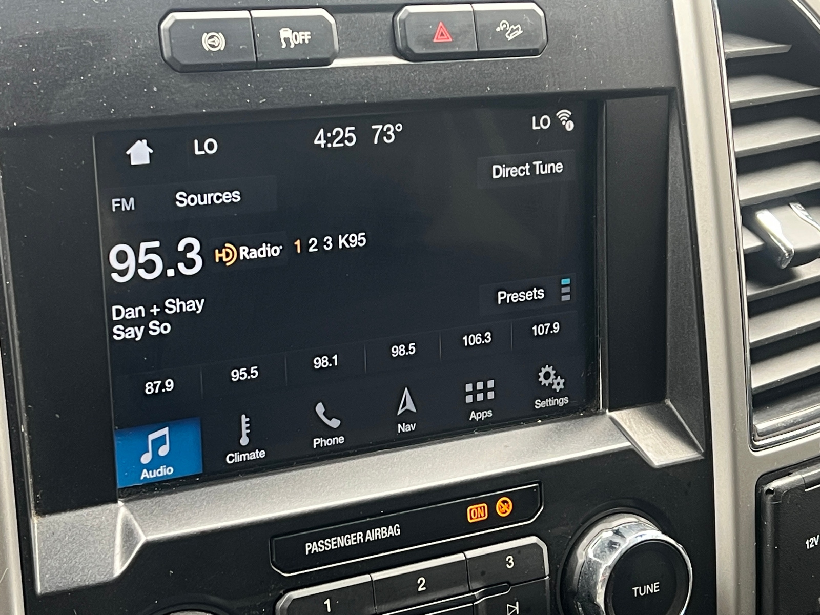Thumbnail: 2019 Ford Econoline - 3