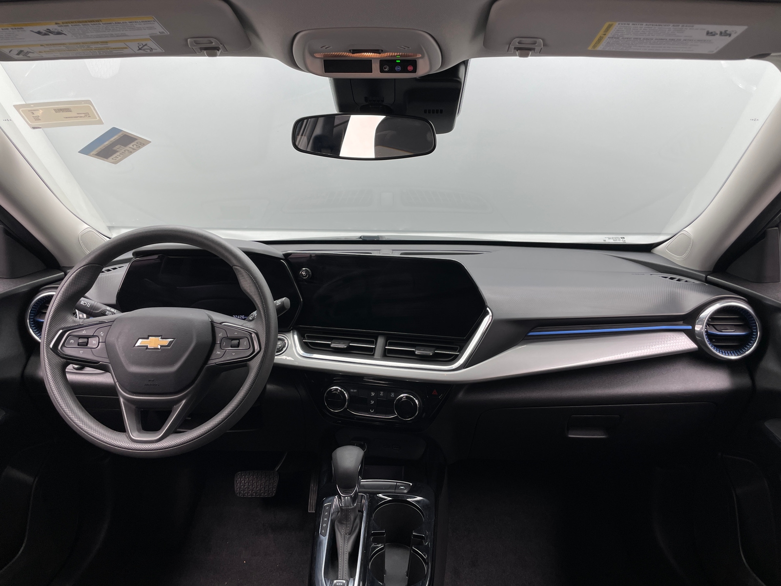 Thumbnail: 2025 Chevrolet Trax - 2
