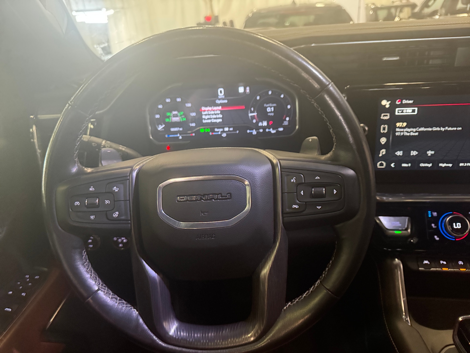 Thumbnail: 2023 GMC Sierra 1500 - 4