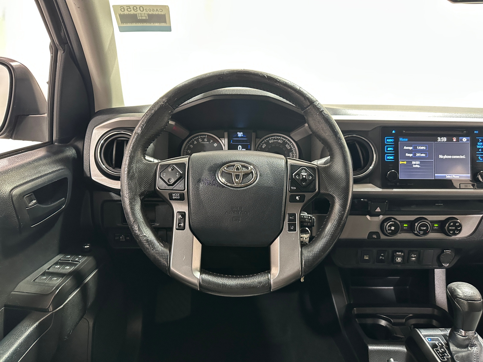 Thumbnail: 2018 Toyota Tacoma - 5