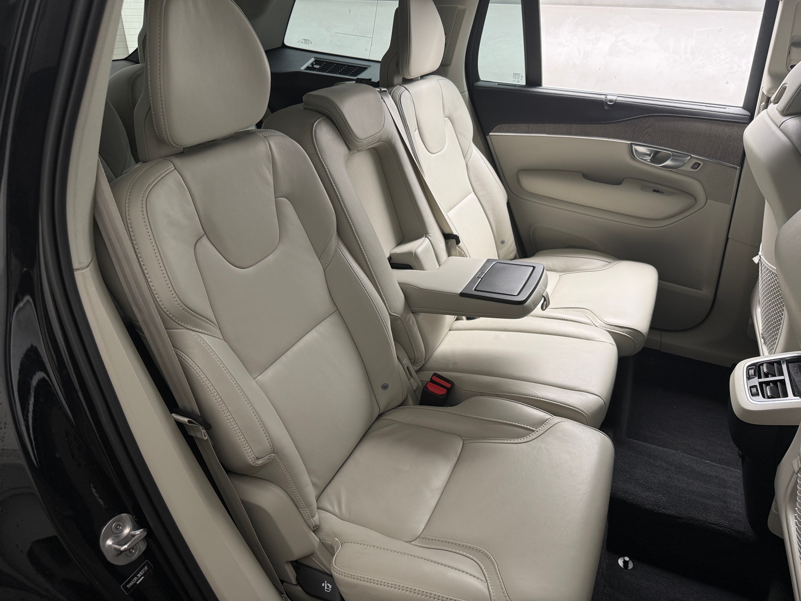 Thumbnail: 2022 Volvo XC90 - 5