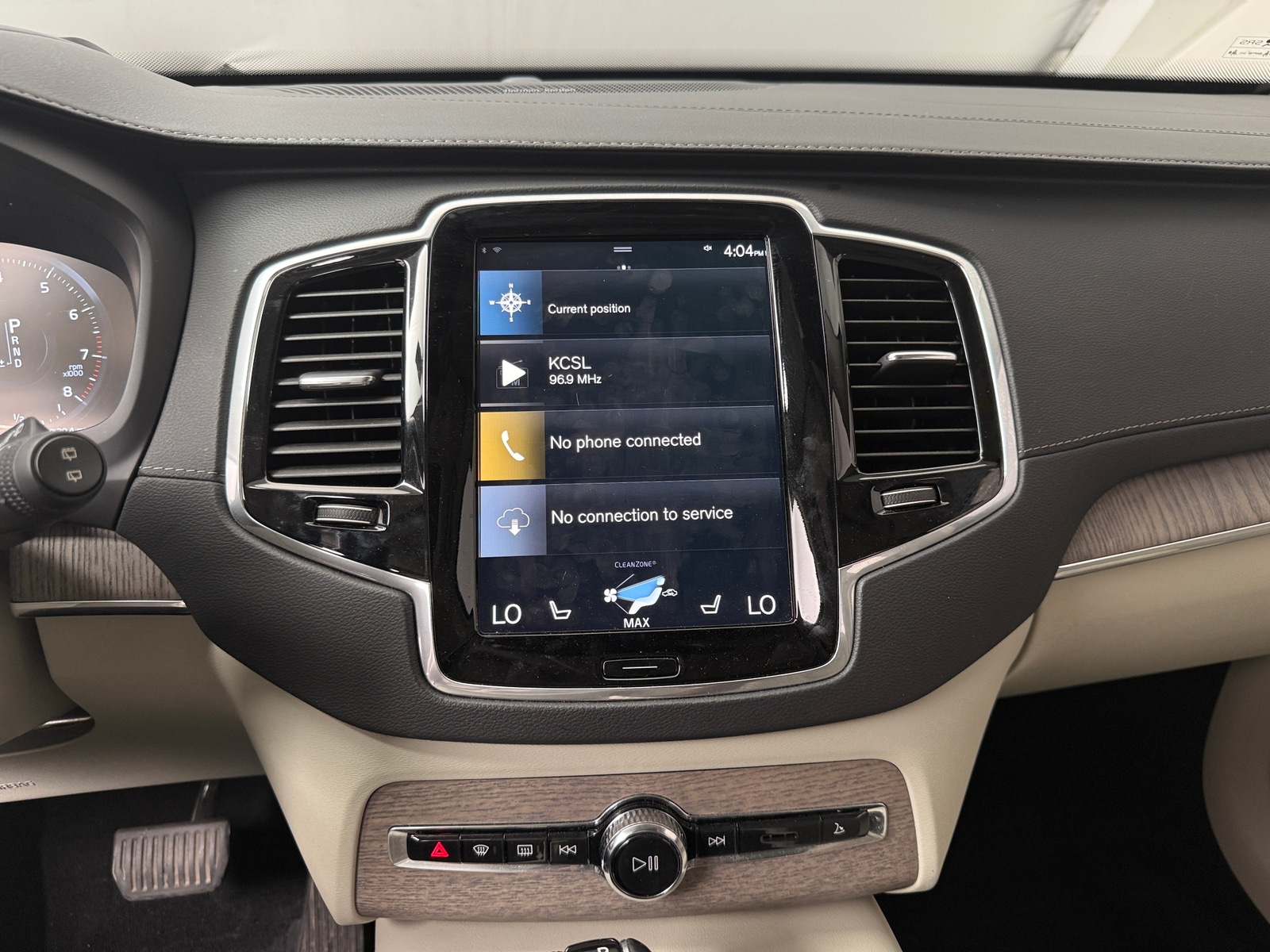 Thumbnail: 2022 Volvo XC90 - 3