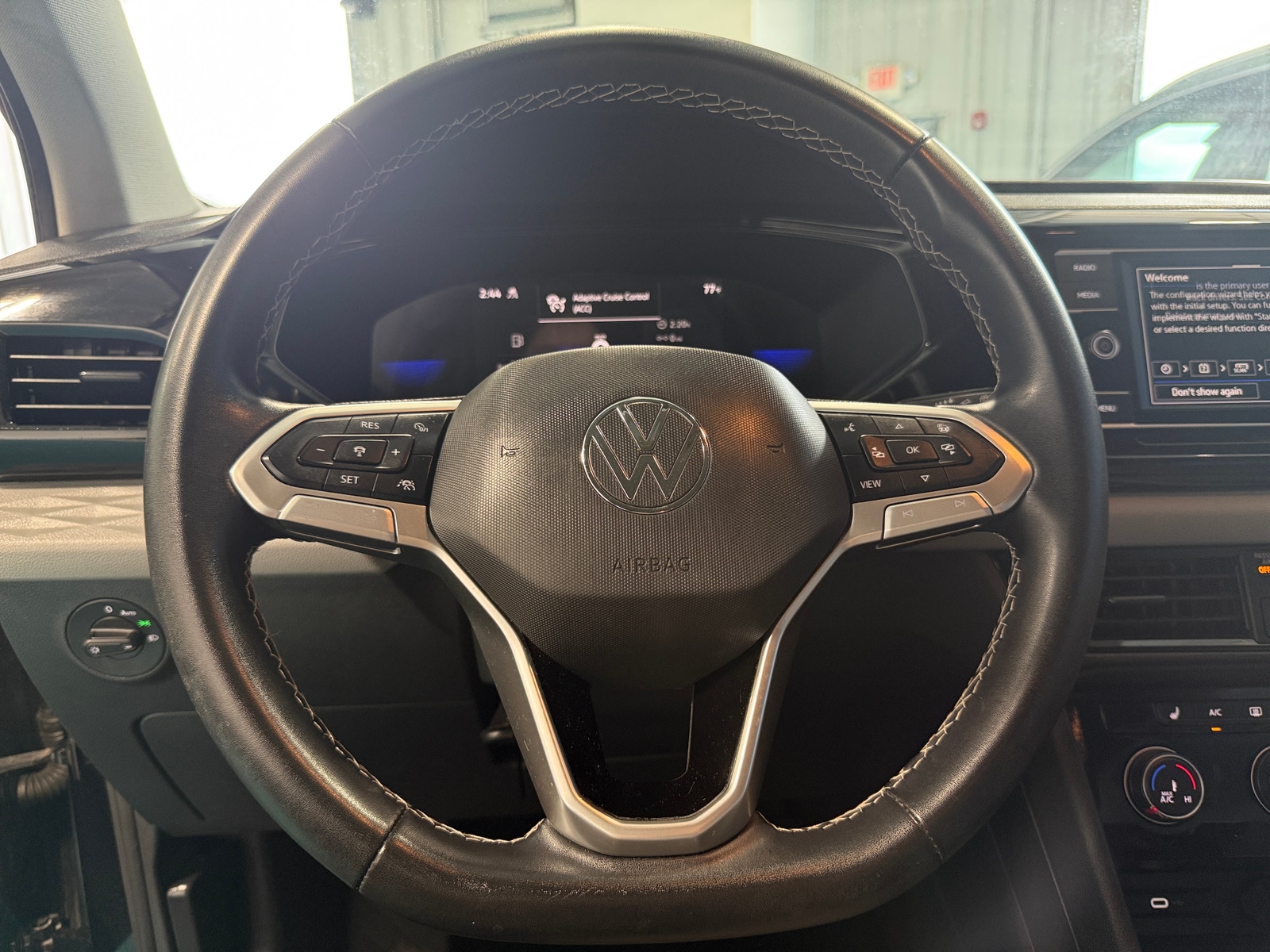 Thumbnail: 2023 Volkswagen Taos - 5