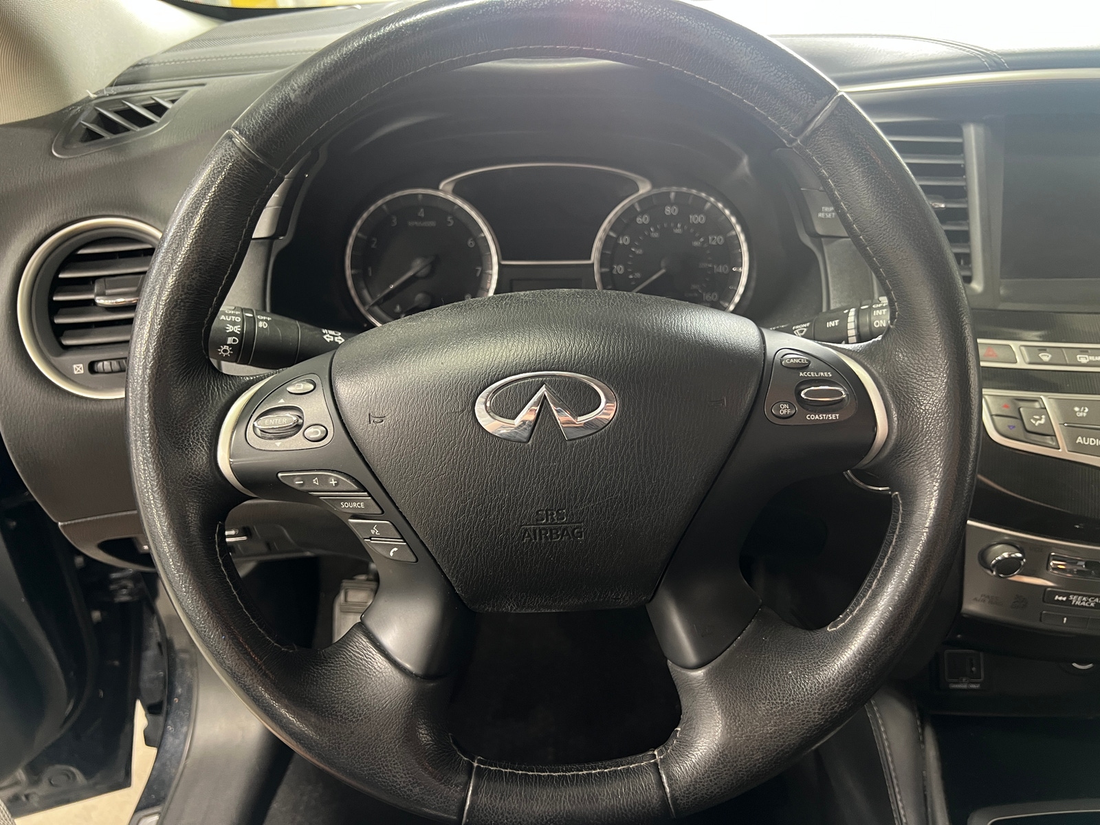 Thumbnail: 2019 INFINITI QX60 - 4