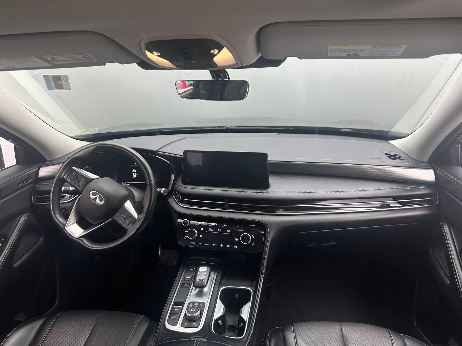 Thumbnail: 2023 INFINITI QX60 - 2