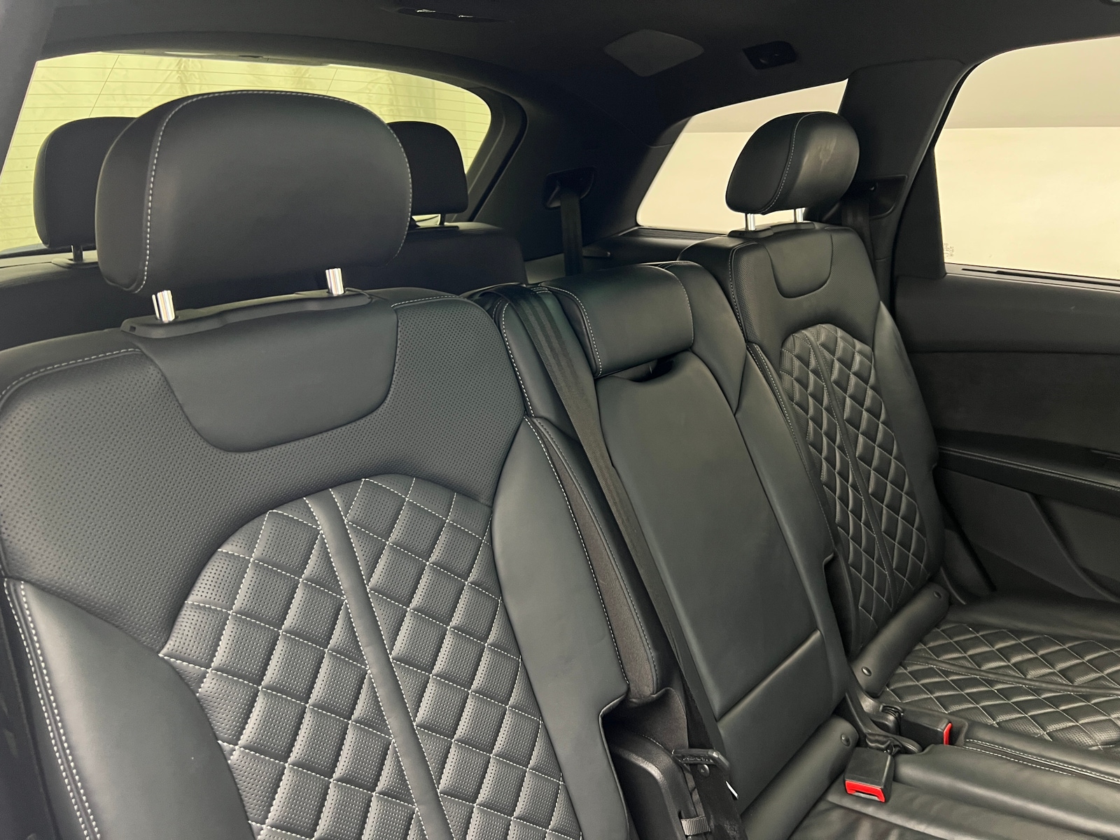 Thumbnail: 2022 Audi SQ7 - 5
